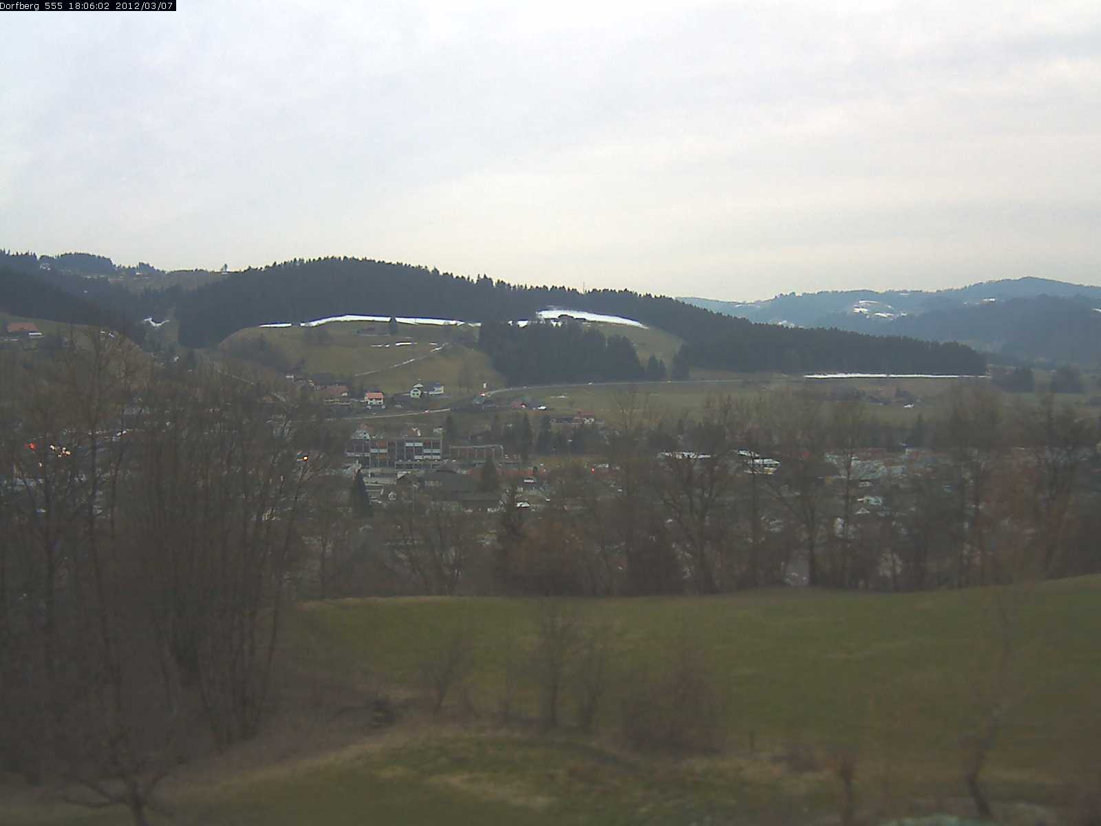 Webcam-Bild: Aussicht vom Dorfberg in Langnau 20120307-180600