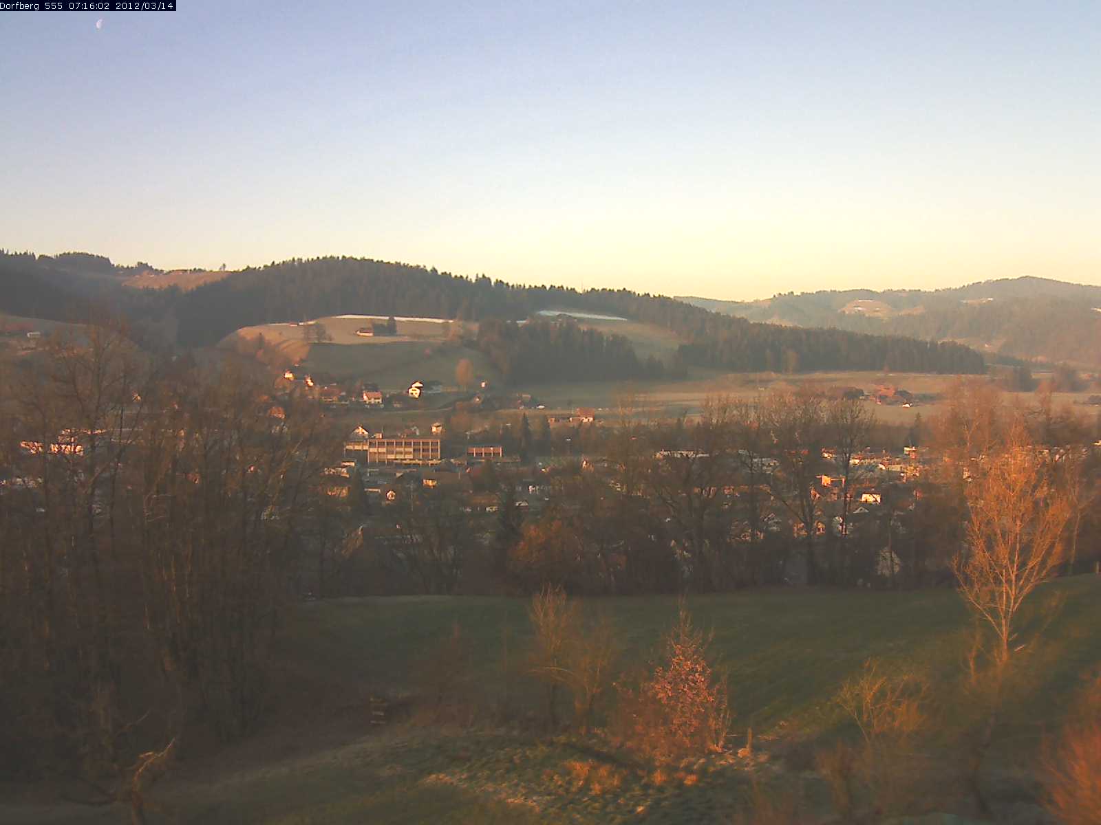 Webcam-Bild: Aussicht vom Dorfberg in Langnau 20120314-071600
