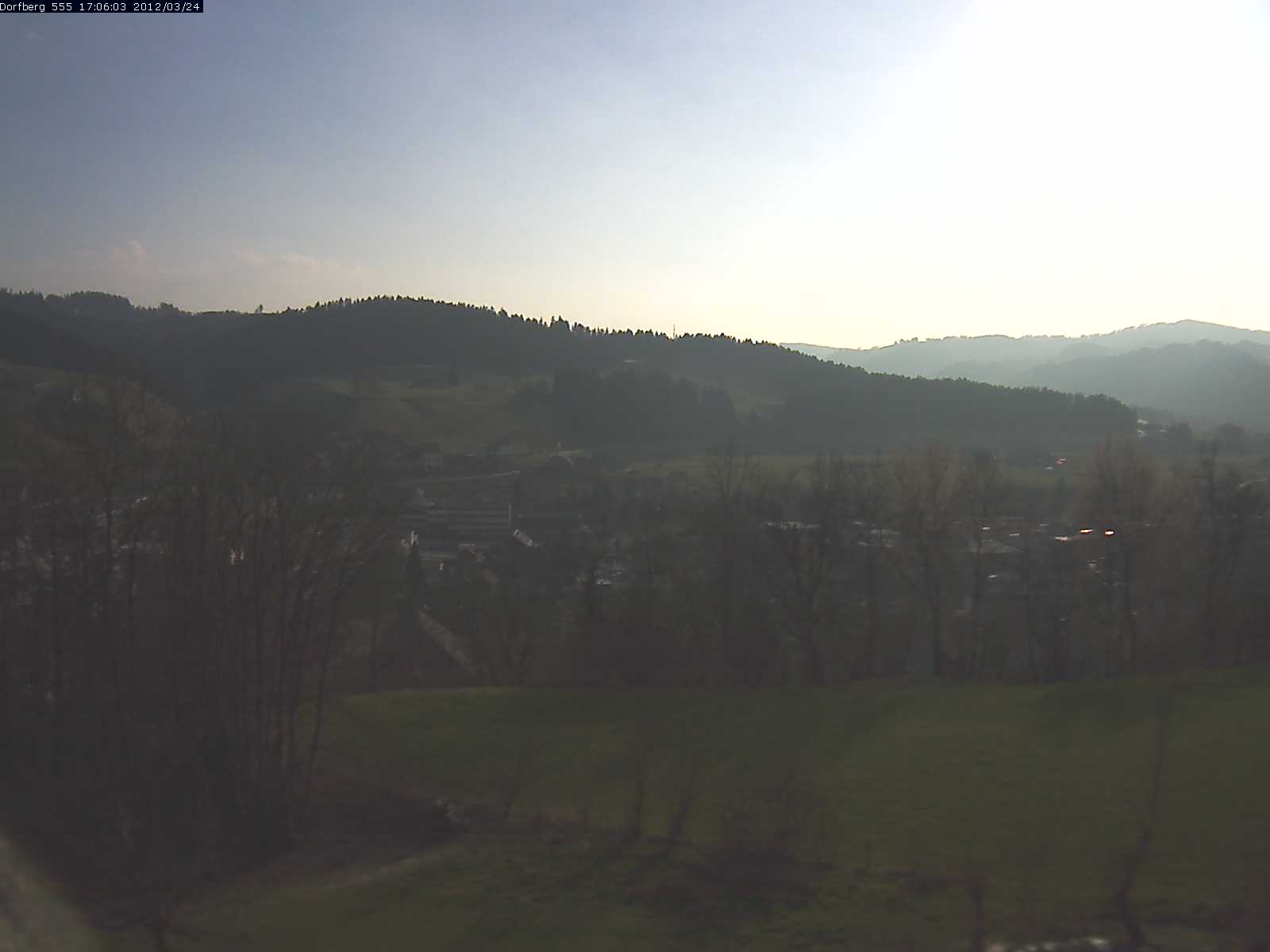 Webcam-Bild: Aussicht vom Dorfberg in Langnau 20120324-170600