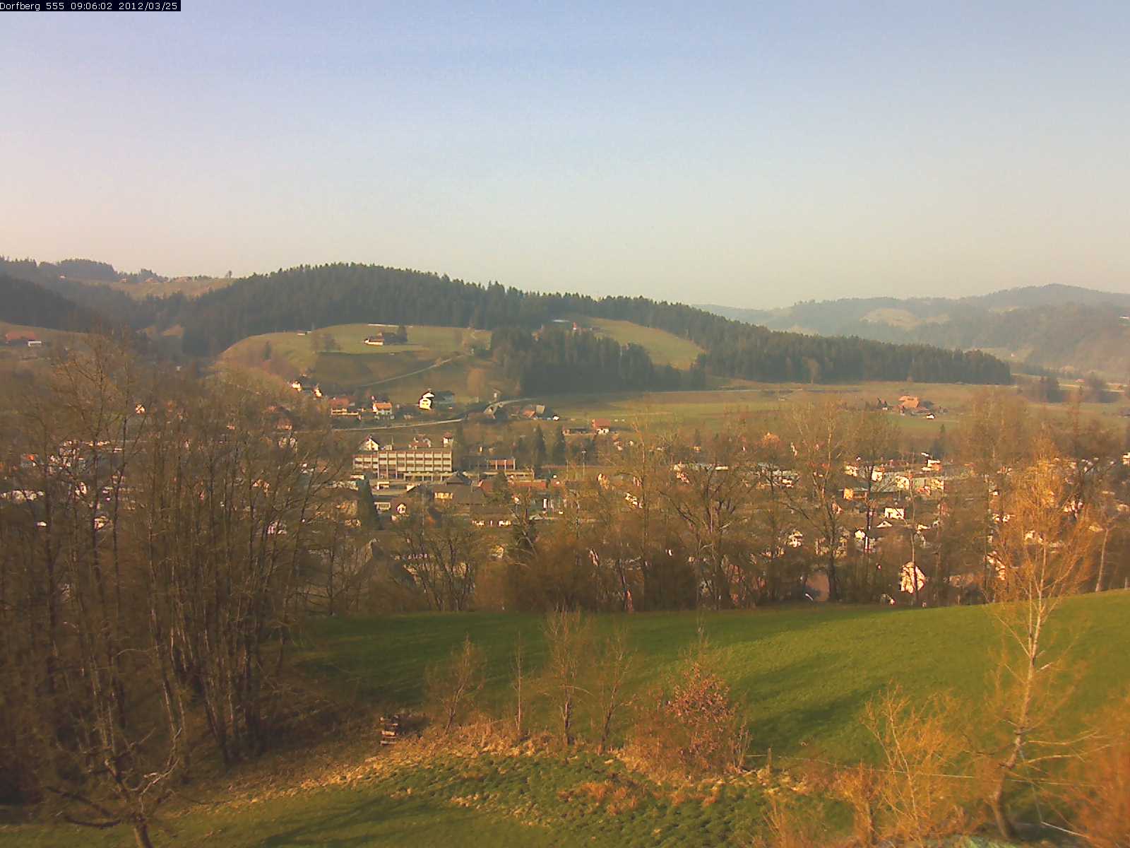 Webcam-Bild: Aussicht vom Dorfberg in Langnau 20120325-090600