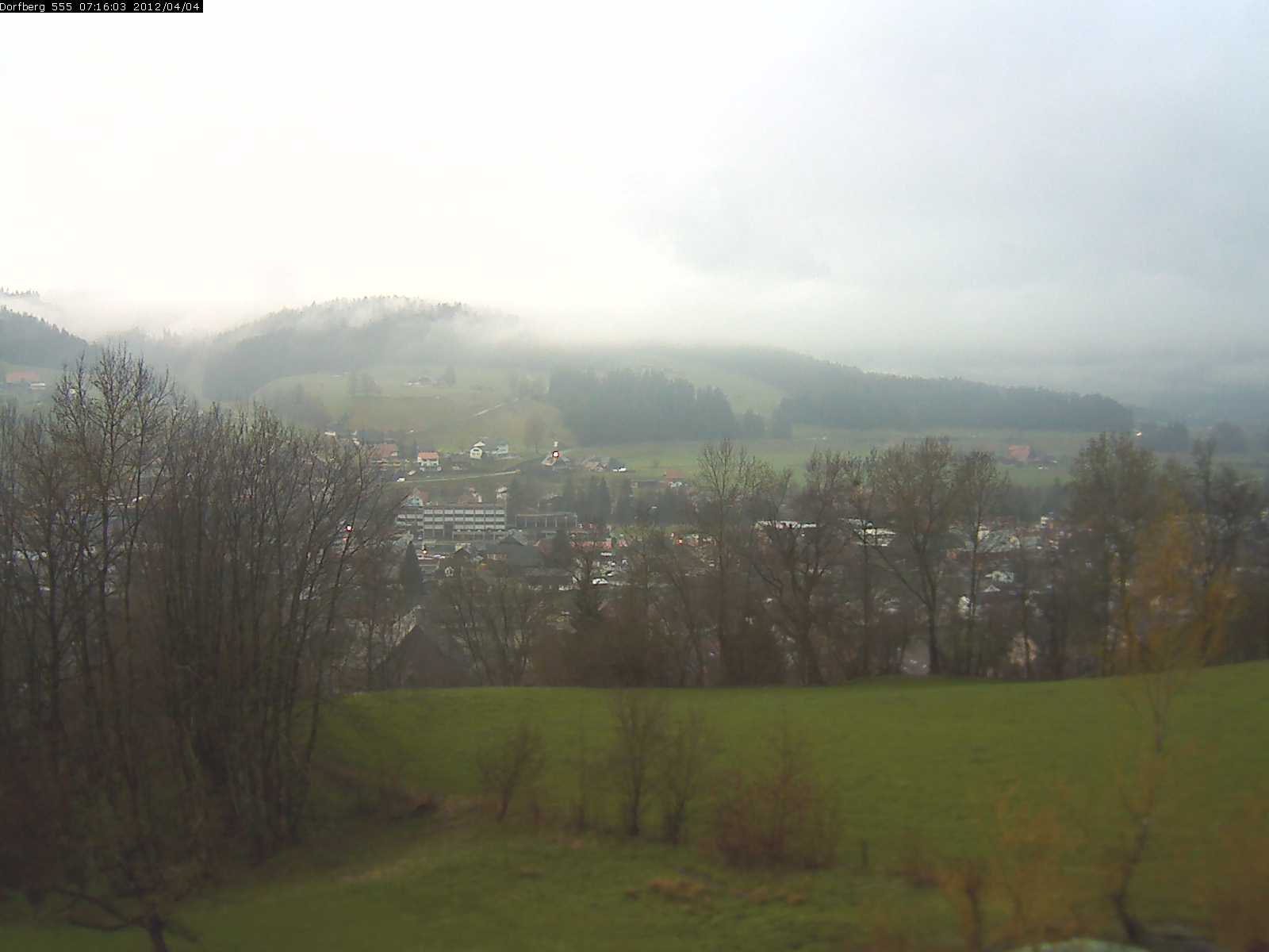 Webcam-Bild: Aussicht vom Dorfberg in Langnau 20120404-071600