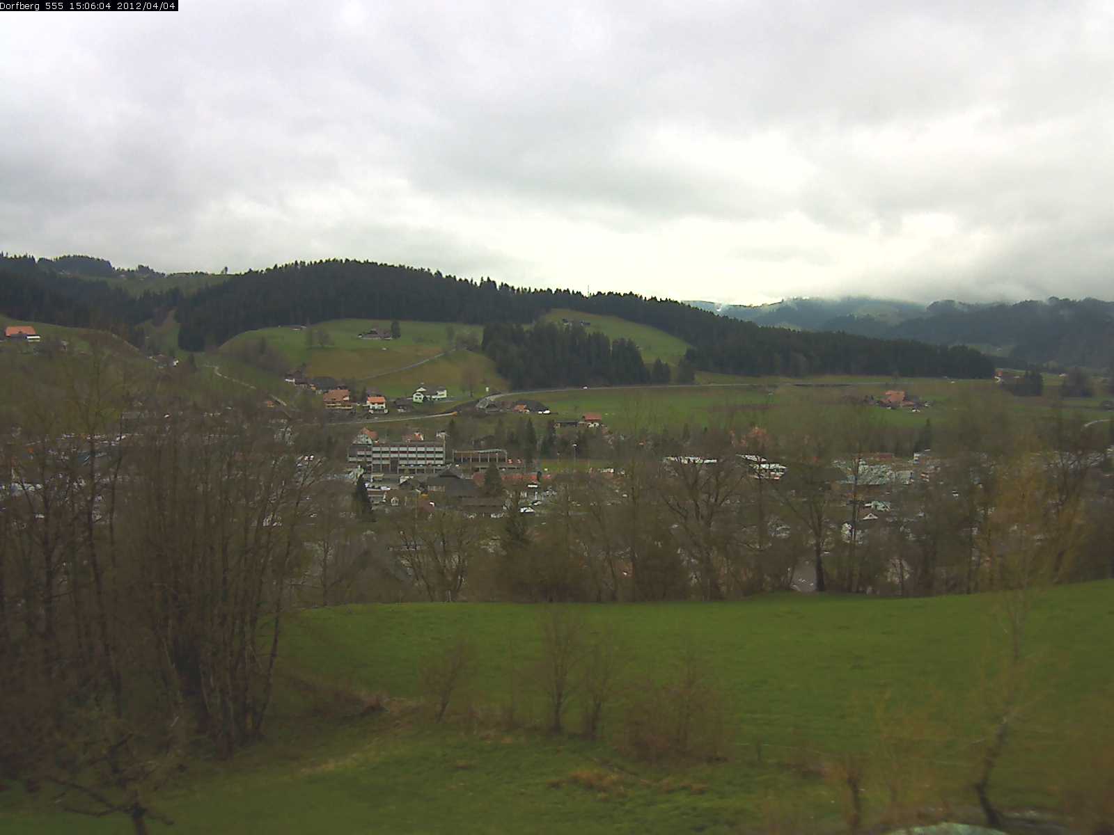 Webcam-Bild: Aussicht vom Dorfberg in Langnau 20120404-150600