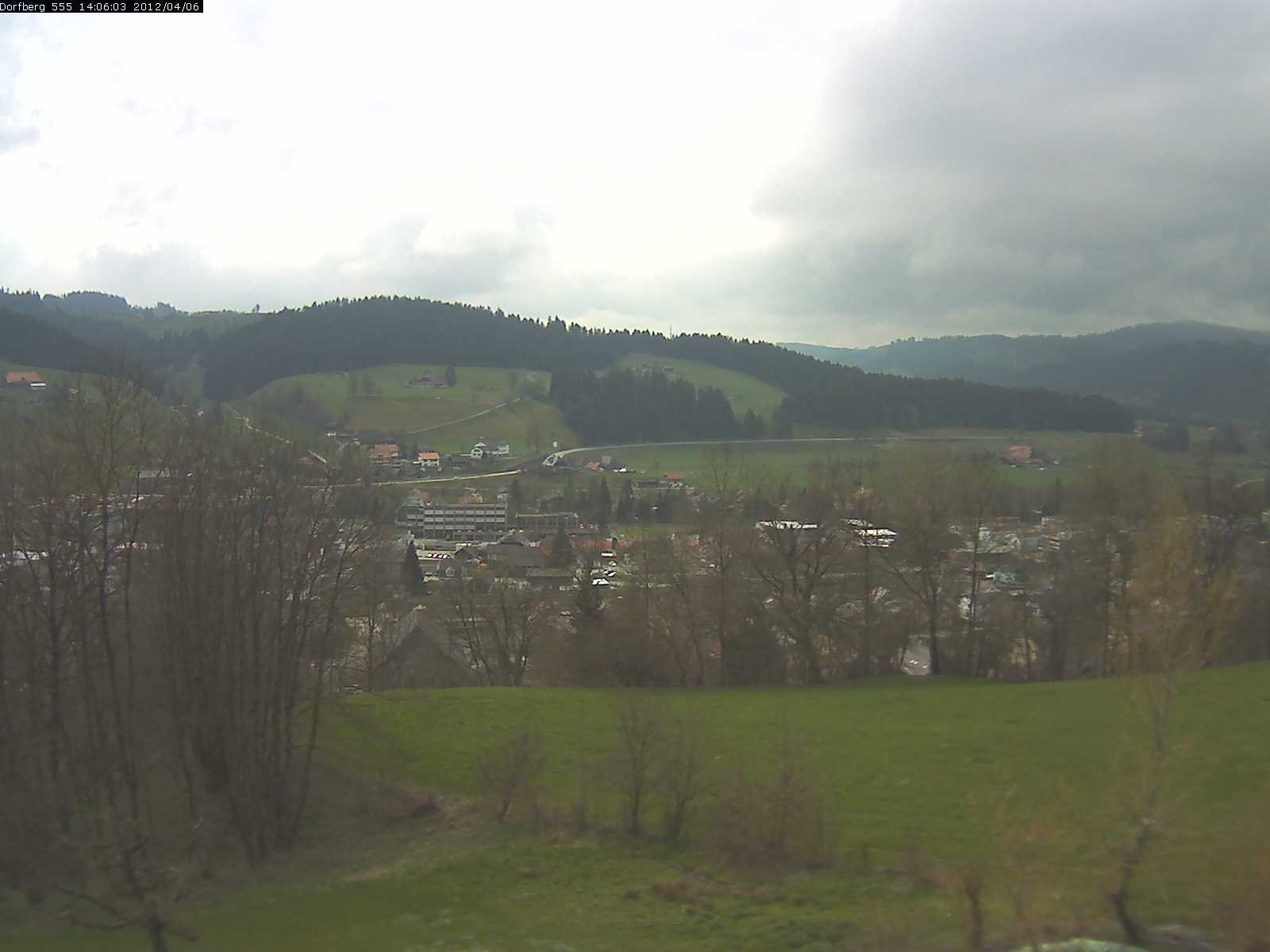 Webcam-Bild: Aussicht vom Dorfberg in Langnau 20120406-140600