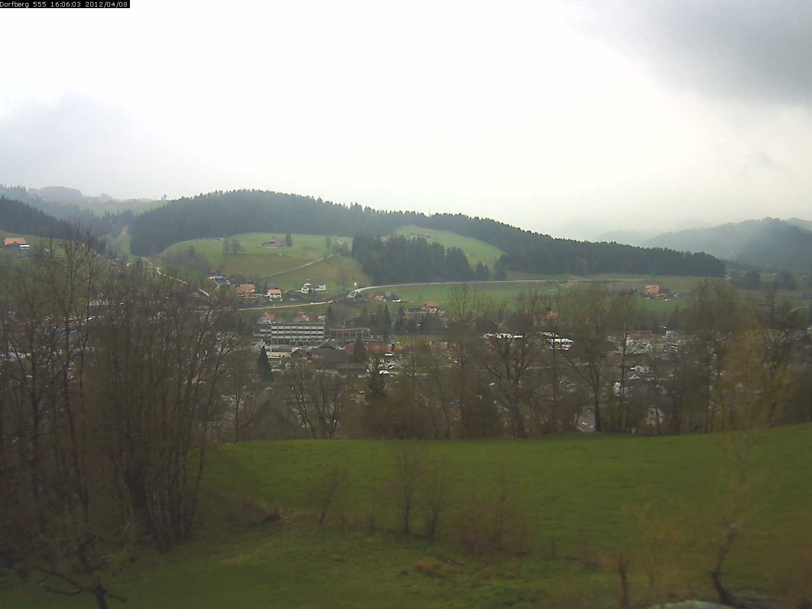 Webcam-Bild: Aussicht vom Dorfberg in Langnau 20120408-160600