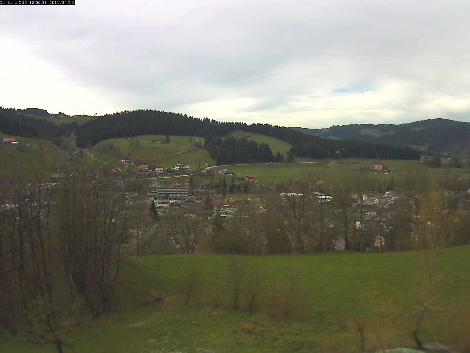 Webcam-Bild: Aussicht vom Dorfberg in Langnau 20120410-120600