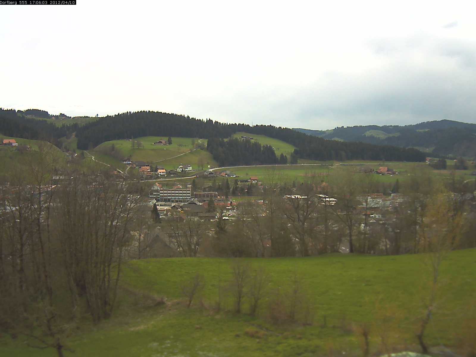 Webcam-Bild: Aussicht vom Dorfberg in Langnau 20120410-170600