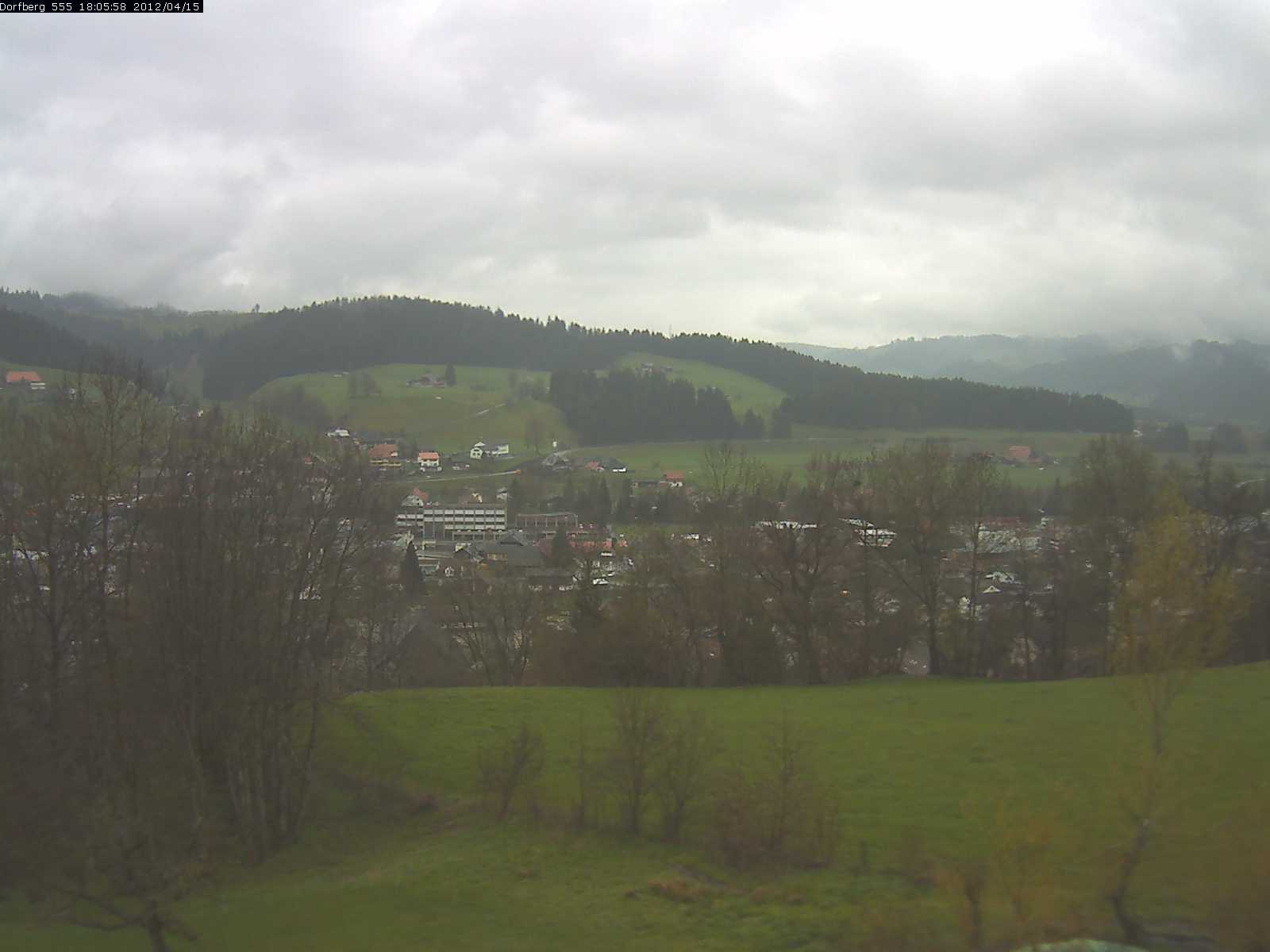 Webcam-Bild: Aussicht vom Dorfberg in Langnau 20120415-180600