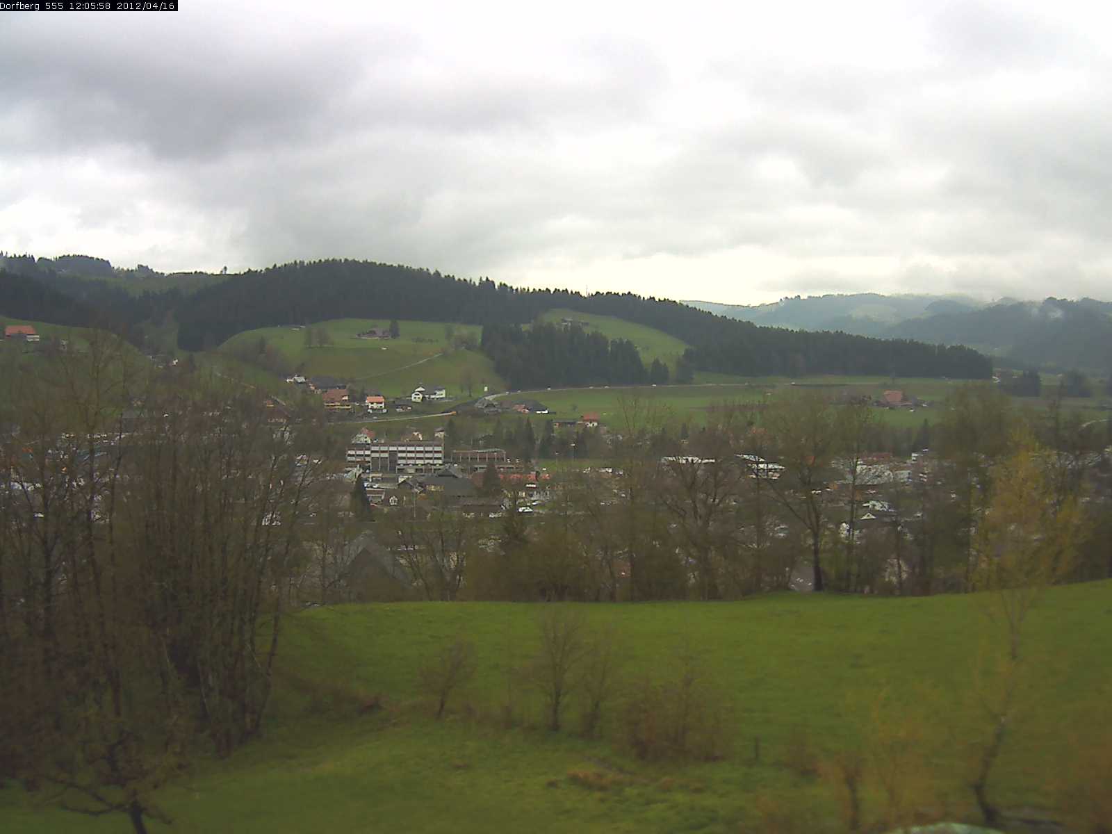 Webcam-Bild: Aussicht vom Dorfberg in Langnau 20120416-120600