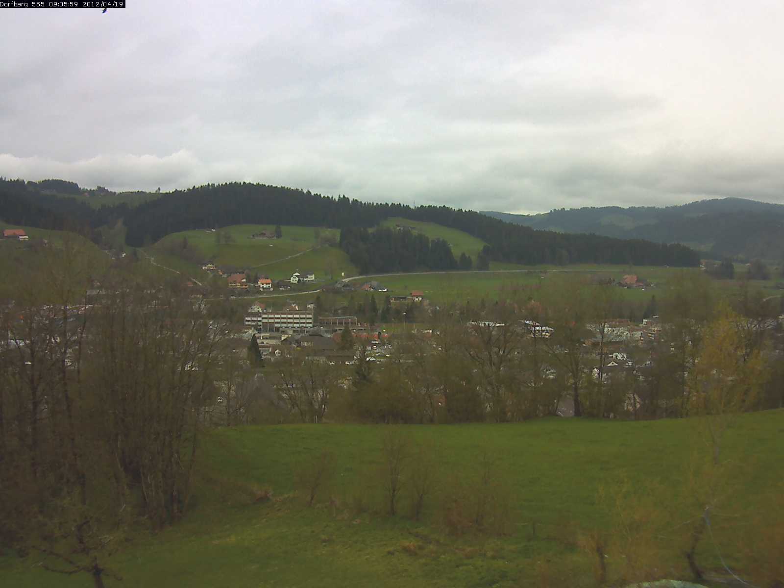 Webcam-Bild: Aussicht vom Dorfberg in Langnau 20120419-090600