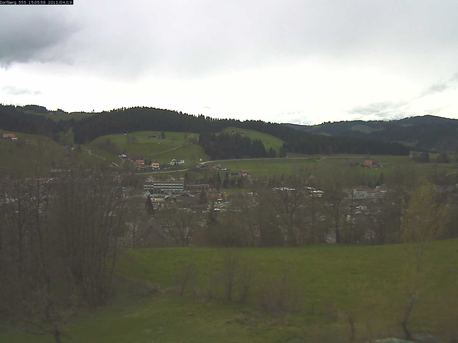 Webcam-Bild: Aussicht vom Dorfberg in Langnau 20120419-150600