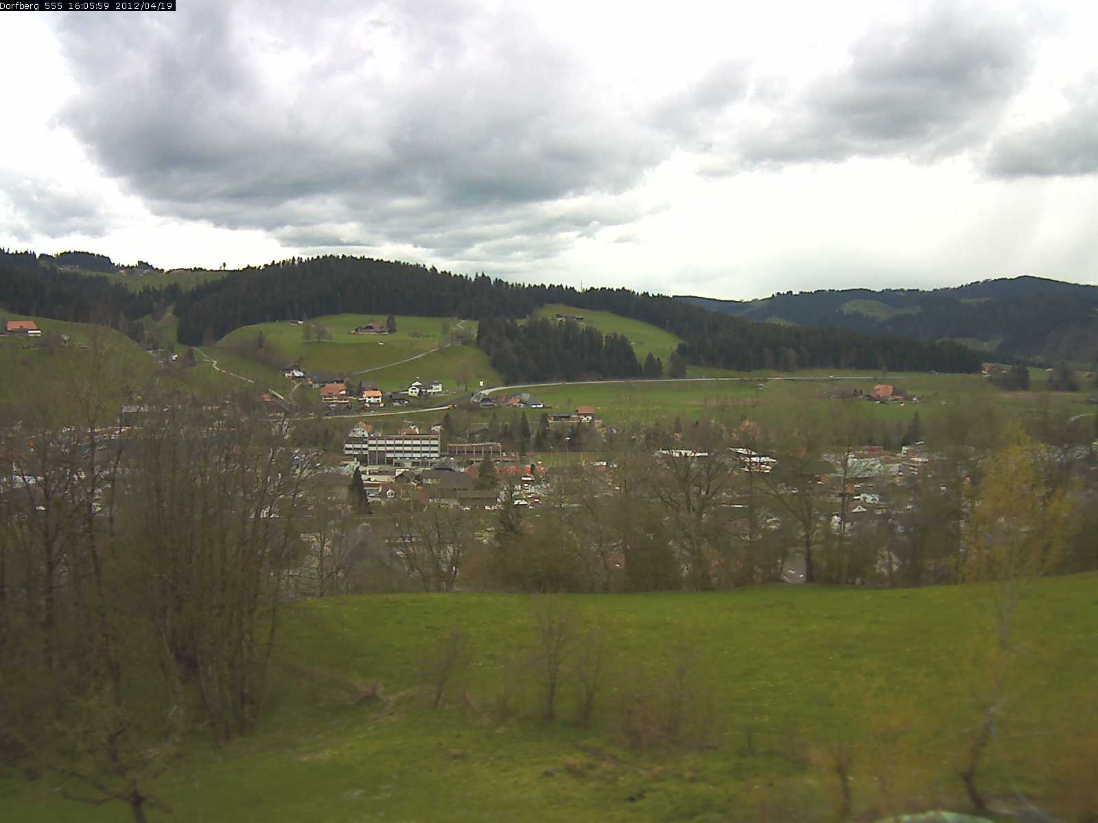 Webcam-Bild: Aussicht vom Dorfberg in Langnau 20120419-160600