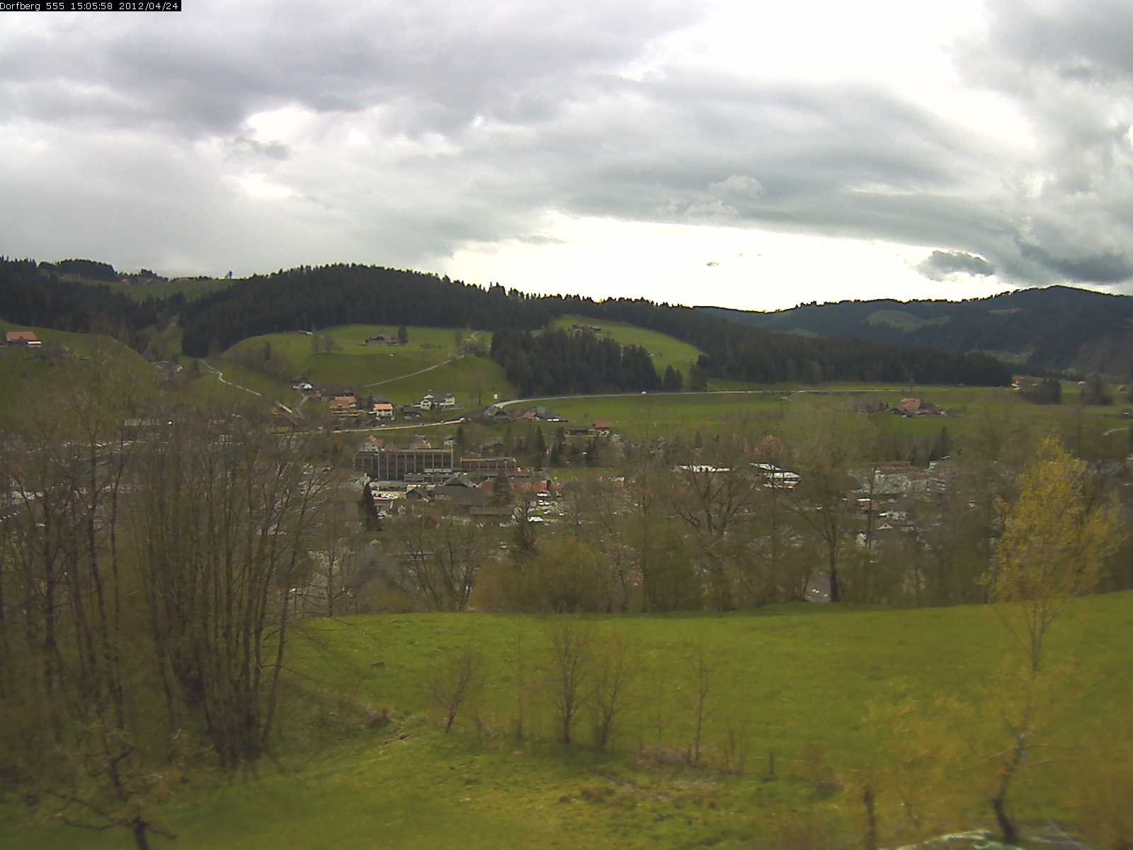 Webcam-Bild: Aussicht vom Dorfberg in Langnau 20120424-150600