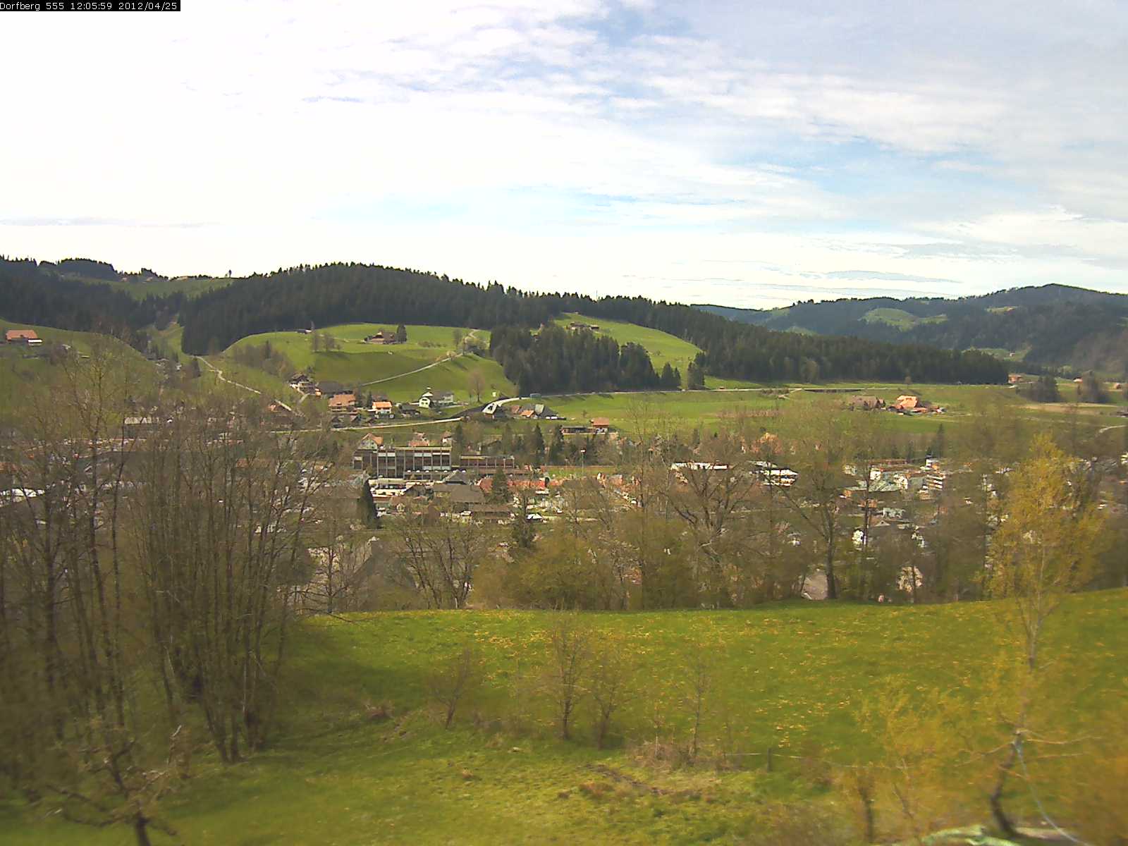Webcam-Bild: Aussicht vom Dorfberg in Langnau 20120425-120600