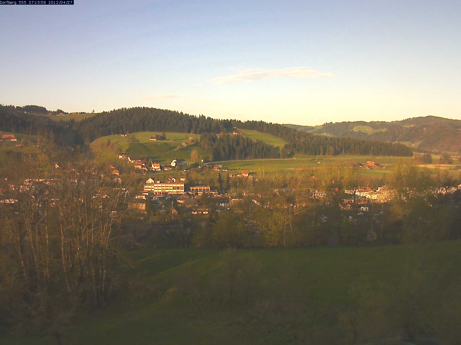 Webcam-Bild: Aussicht vom Dorfberg in Langnau 20120427-071600