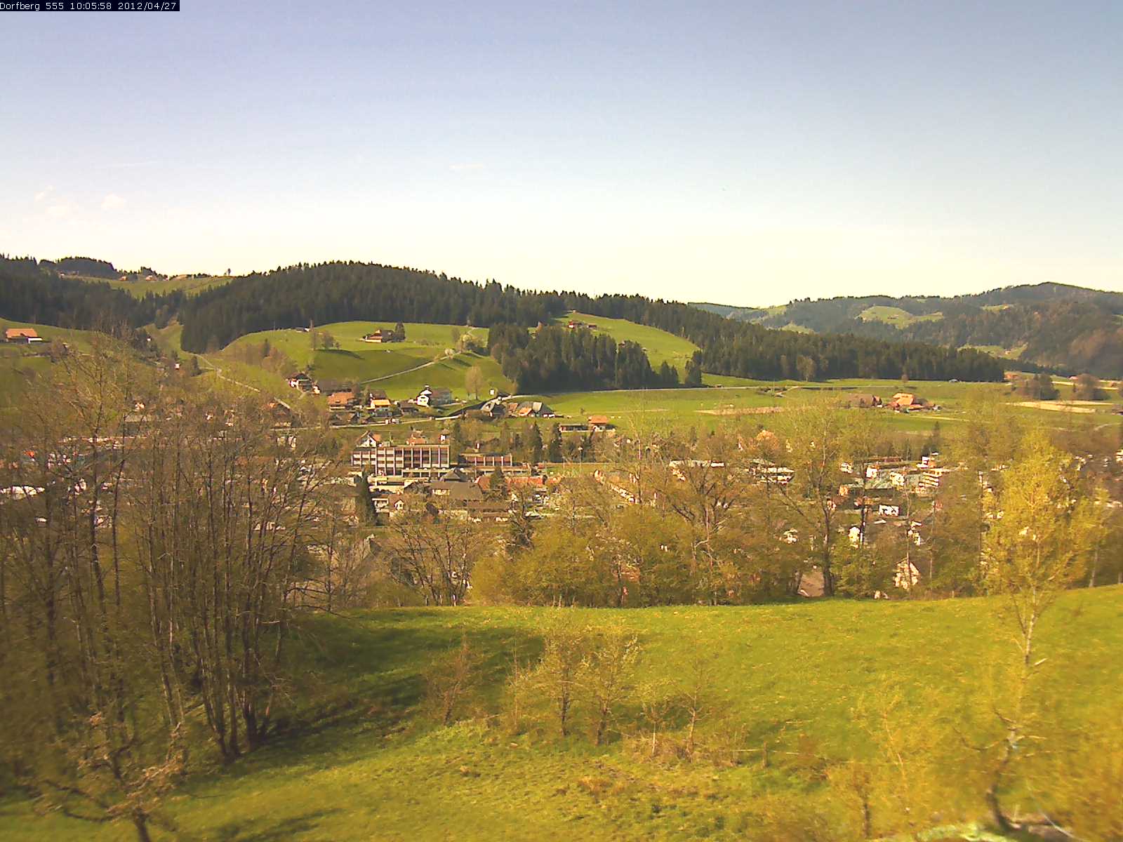 Webcam-Bild: Aussicht vom Dorfberg in Langnau 20120427-100600