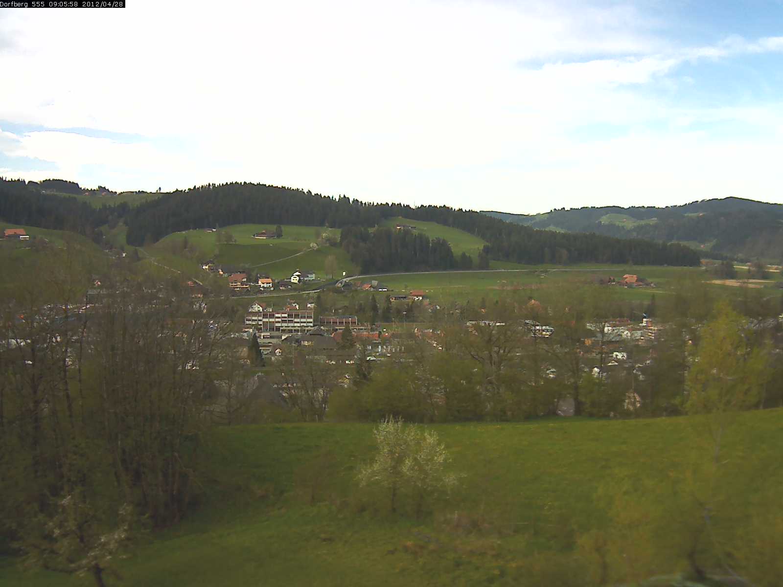 Webcam-Bild: Aussicht vom Dorfberg in Langnau 20120428-090600