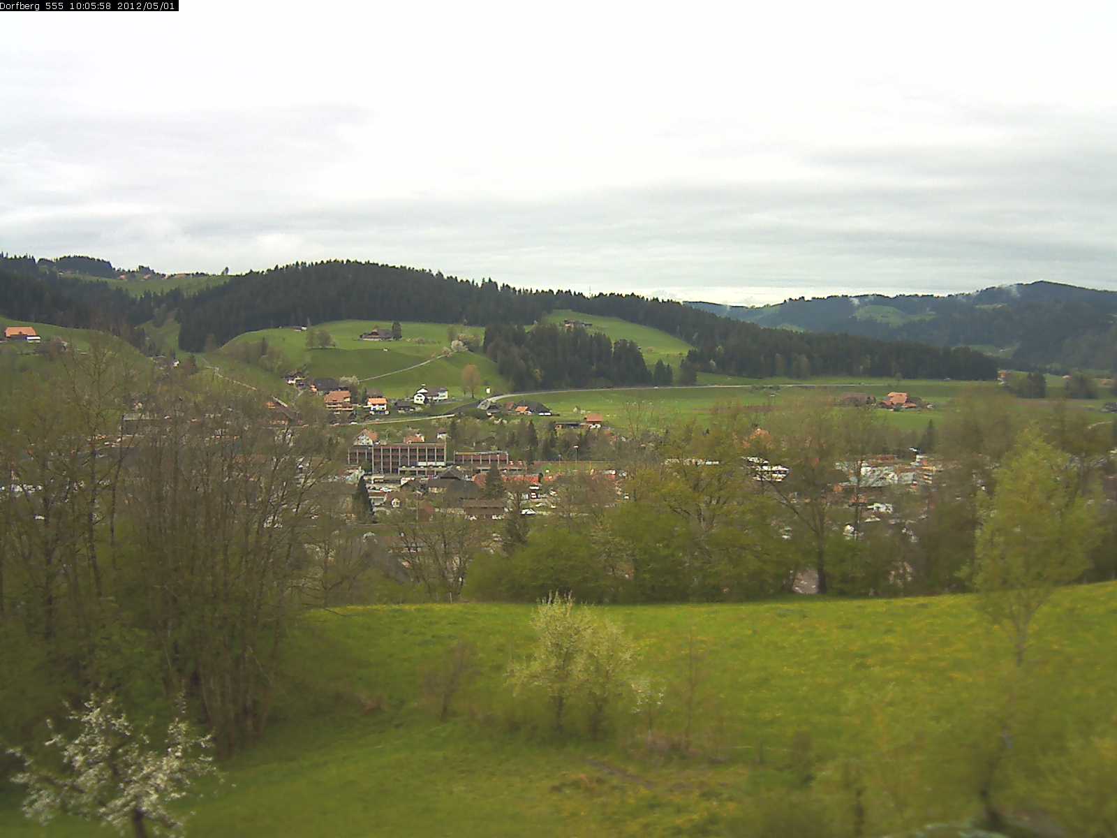 Webcam-Bild: Aussicht vom Dorfberg in Langnau 20120501-100600
