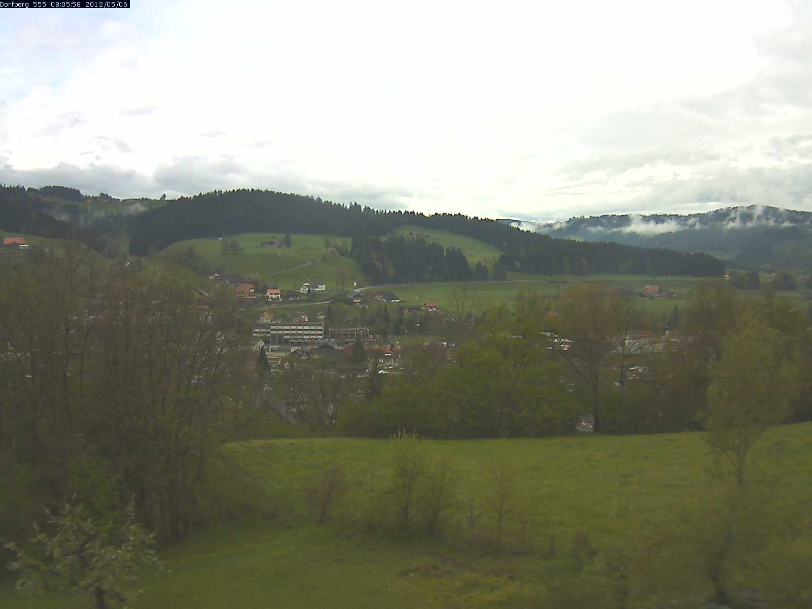 Webcam-Bild: Aussicht vom Dorfberg in Langnau 20120506-080600