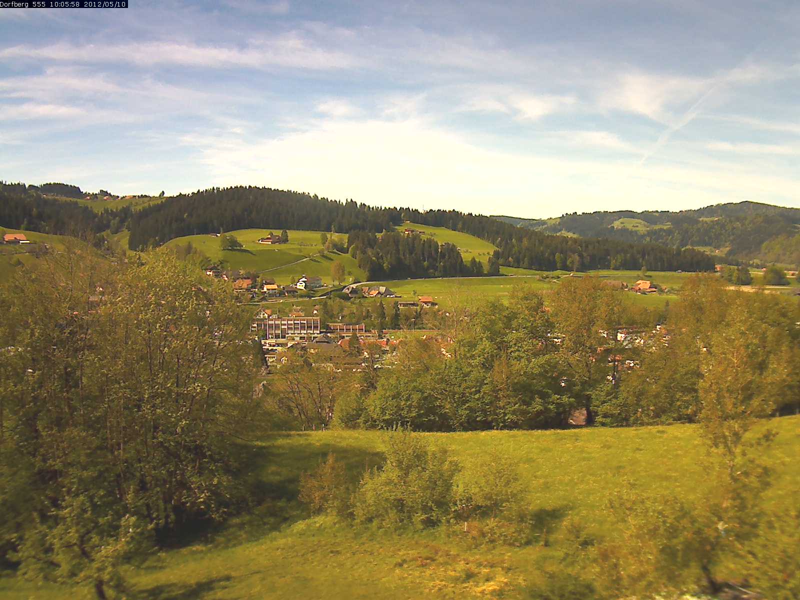 Webcam-Bild: Aussicht vom Dorfberg in Langnau 20120510-100600