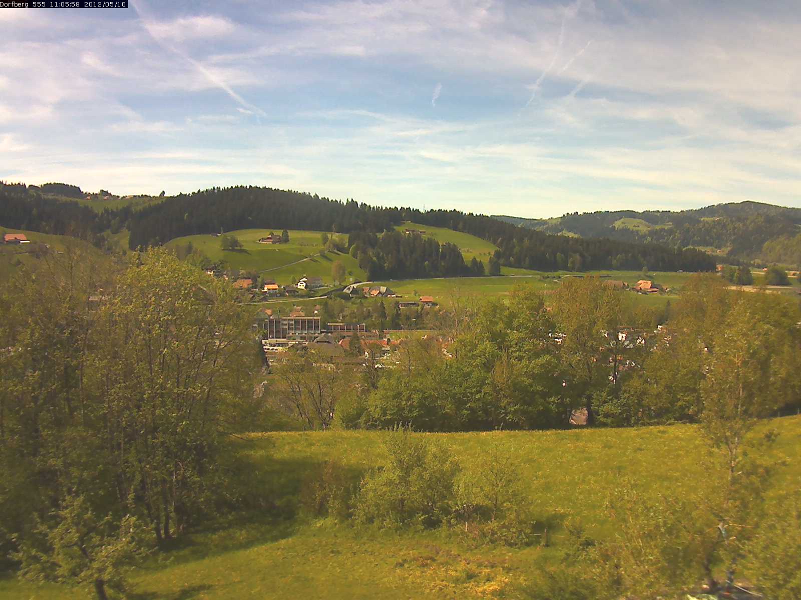 Webcam-Bild: Aussicht vom Dorfberg in Langnau 20120510-110600