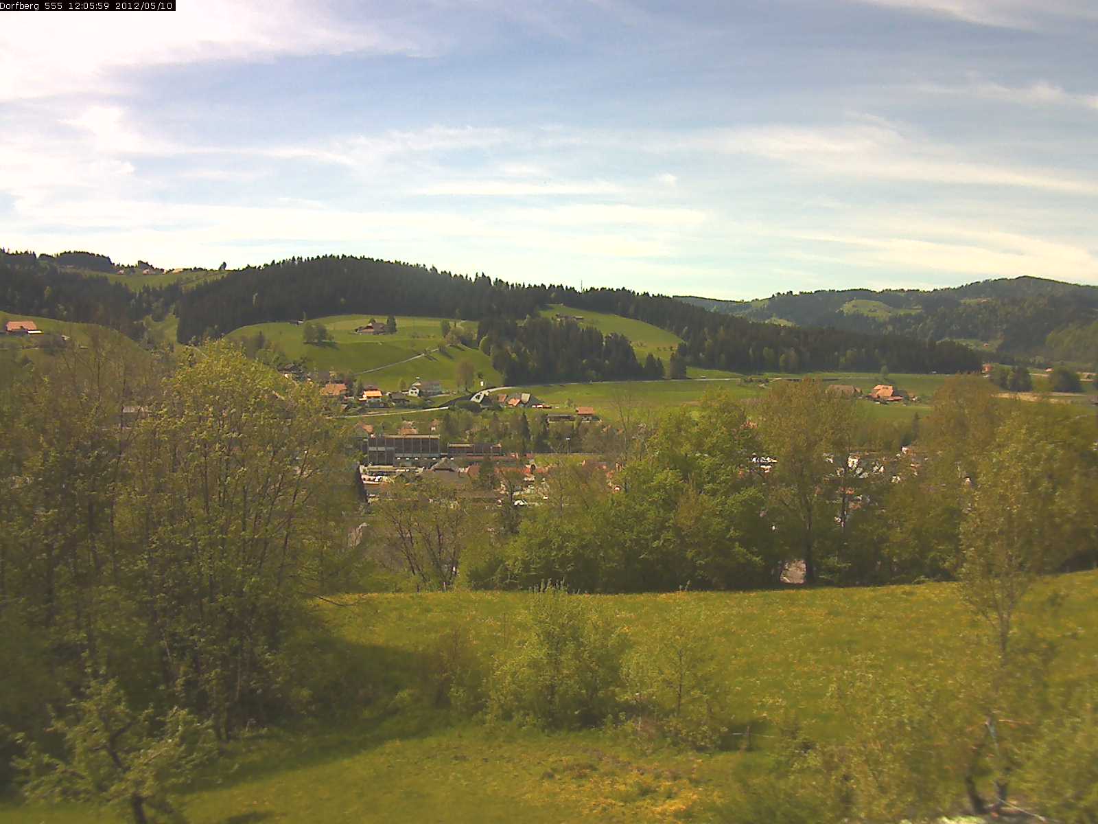 Webcam-Bild: Aussicht vom Dorfberg in Langnau 20120510-120600
