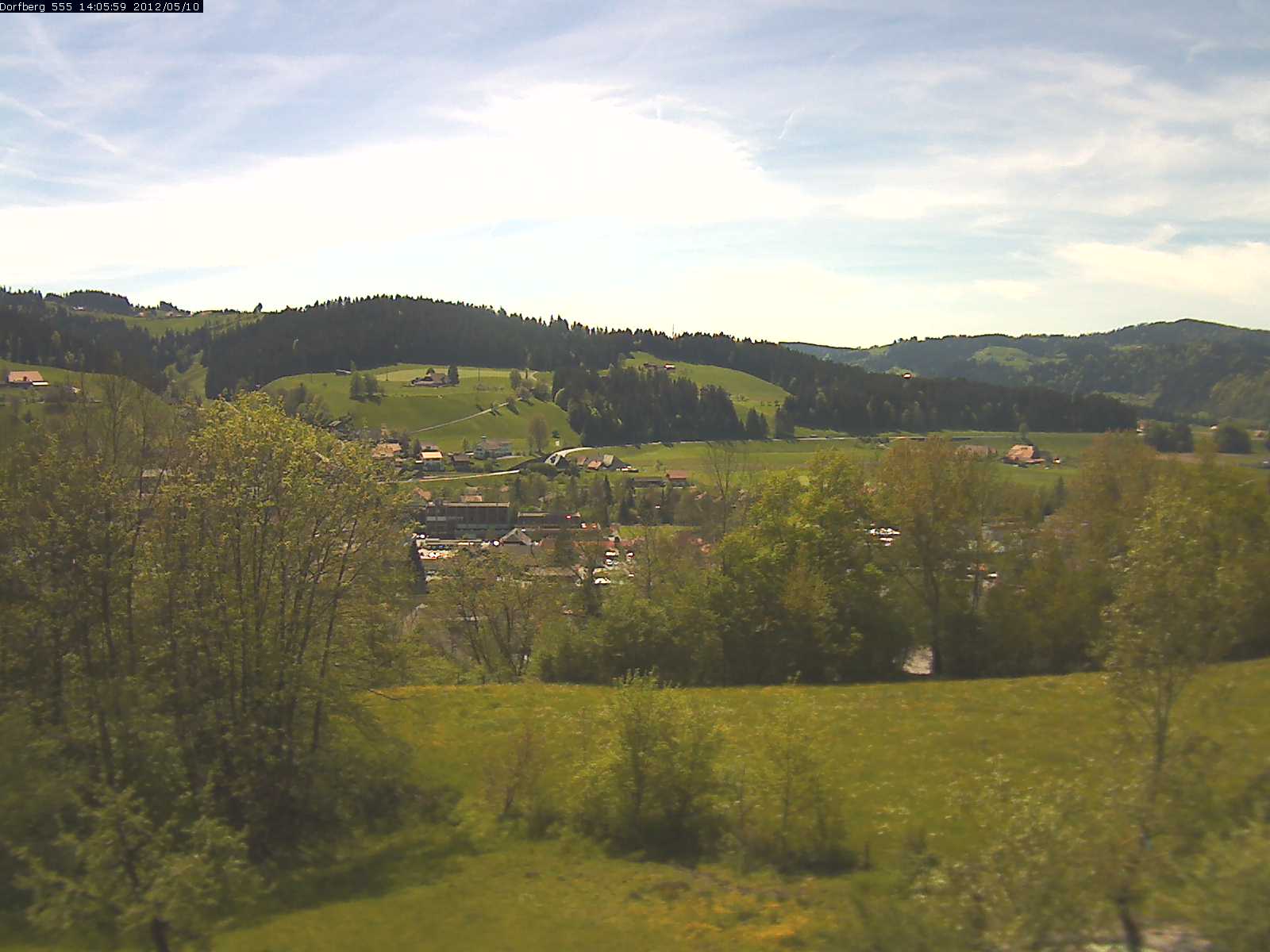 Webcam-Bild: Aussicht vom Dorfberg in Langnau 20120510-140600