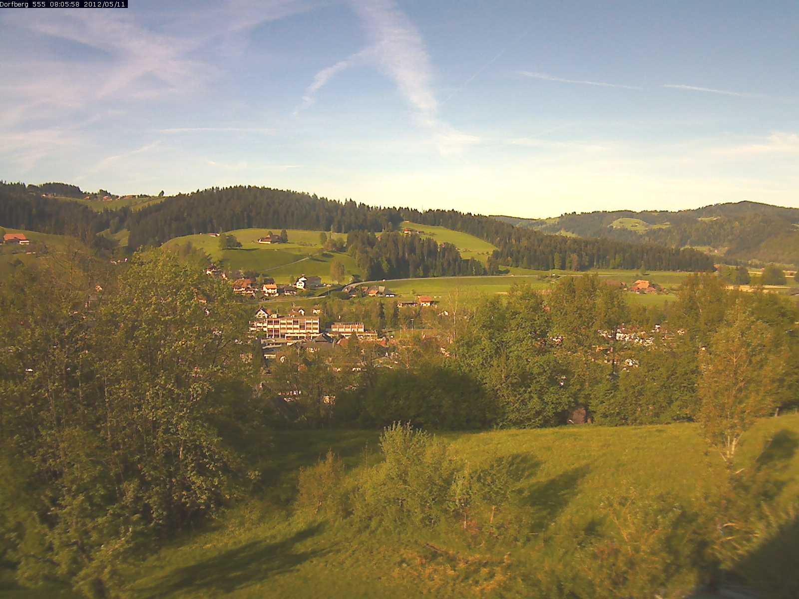 Webcam-Bild: Aussicht vom Dorfberg in Langnau 20120511-080600