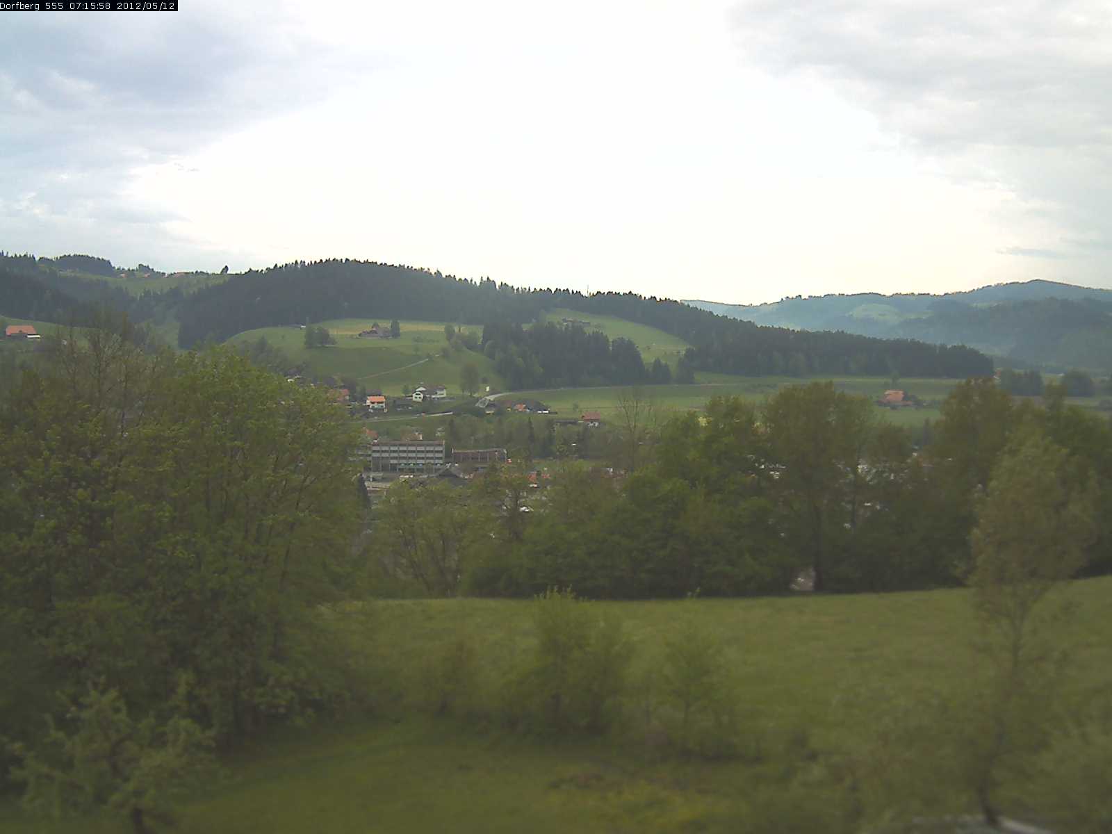 Webcam-Bild: Aussicht vom Dorfberg in Langnau 20120512-071600
