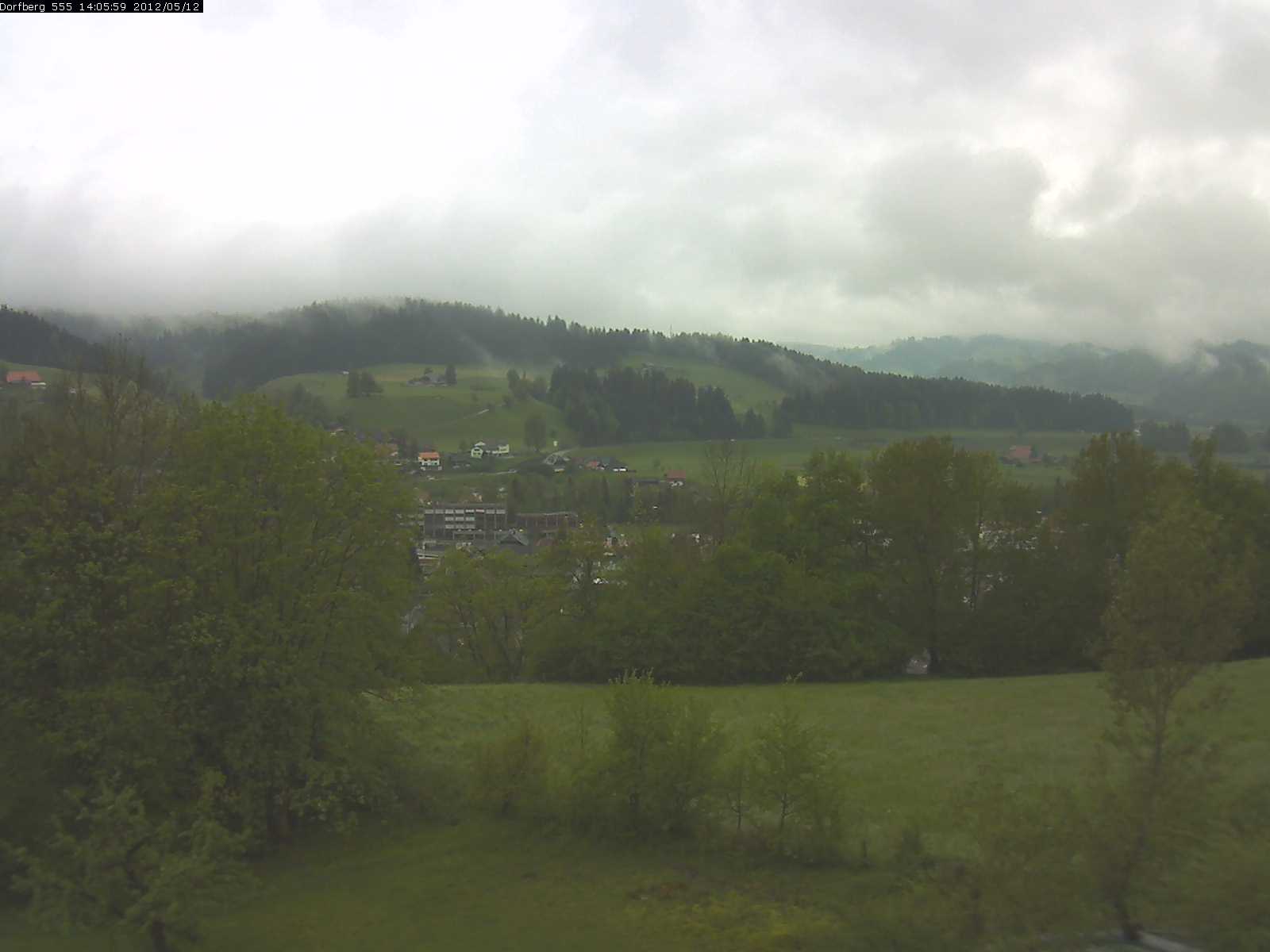 Webcam-Bild: Aussicht vom Dorfberg in Langnau 20120512-140600