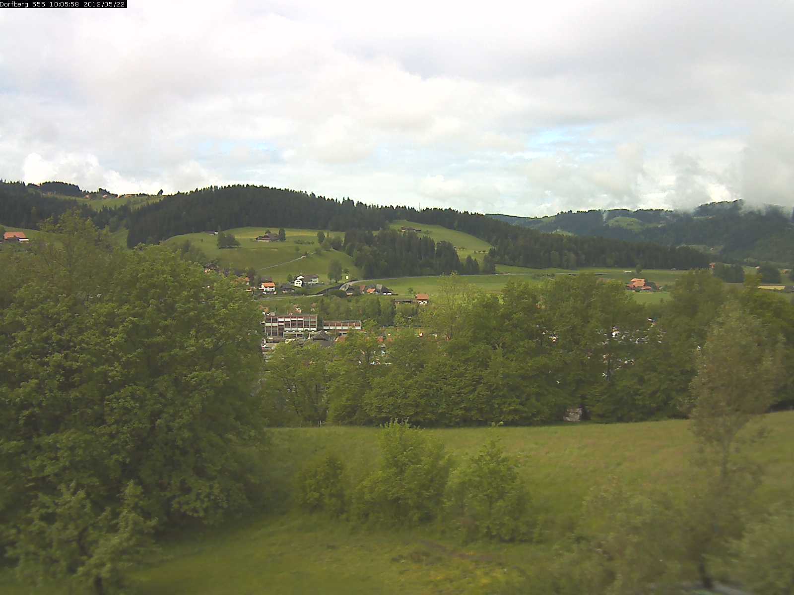 Webcam-Bild: Aussicht vom Dorfberg in Langnau 20120522-100600