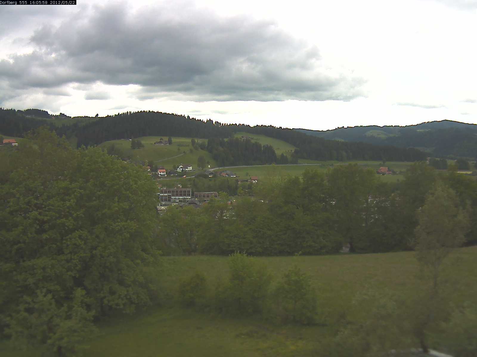 Webcam-Bild: Aussicht vom Dorfberg in Langnau 20120522-160600
