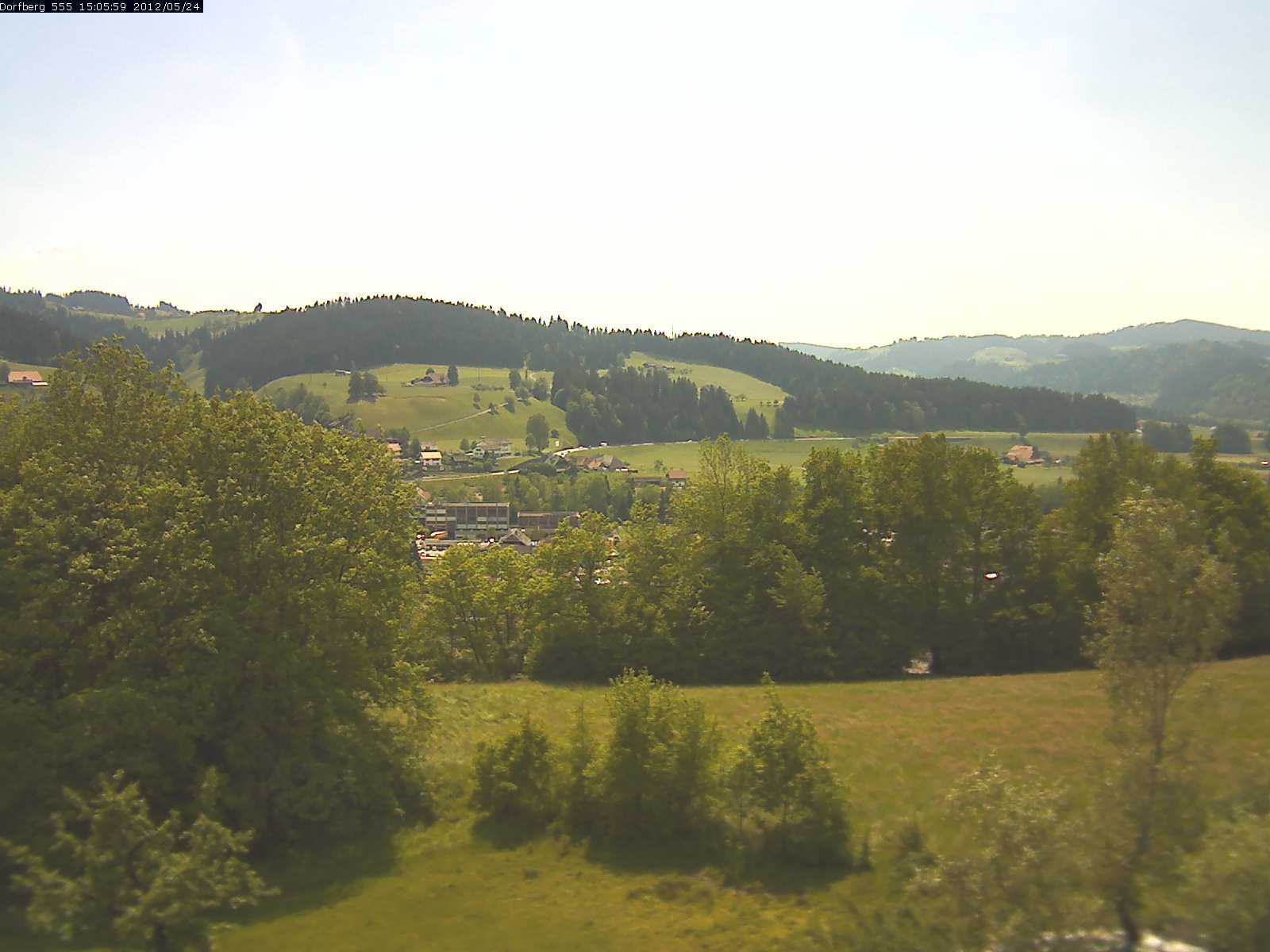 Webcam-Bild: Aussicht vom Dorfberg in Langnau 20120524-150600