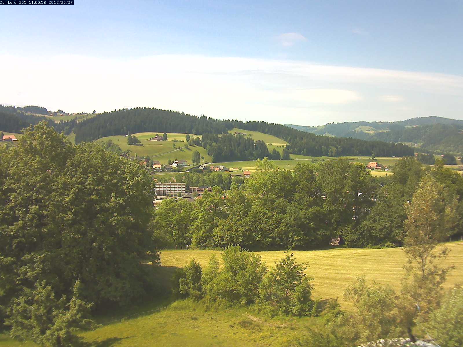 Webcam-Bild: Aussicht vom Dorfberg in Langnau 20120527-110600