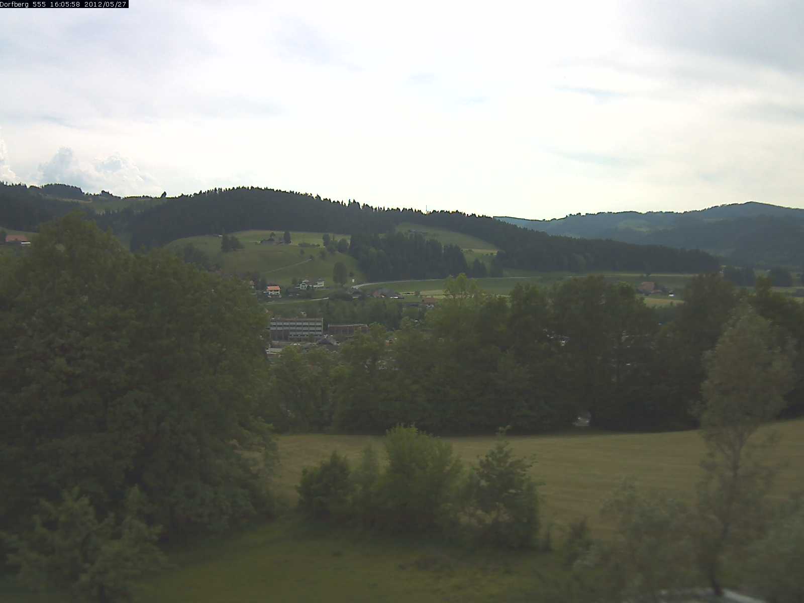 Webcam-Bild: Aussicht vom Dorfberg in Langnau 20120527-160600