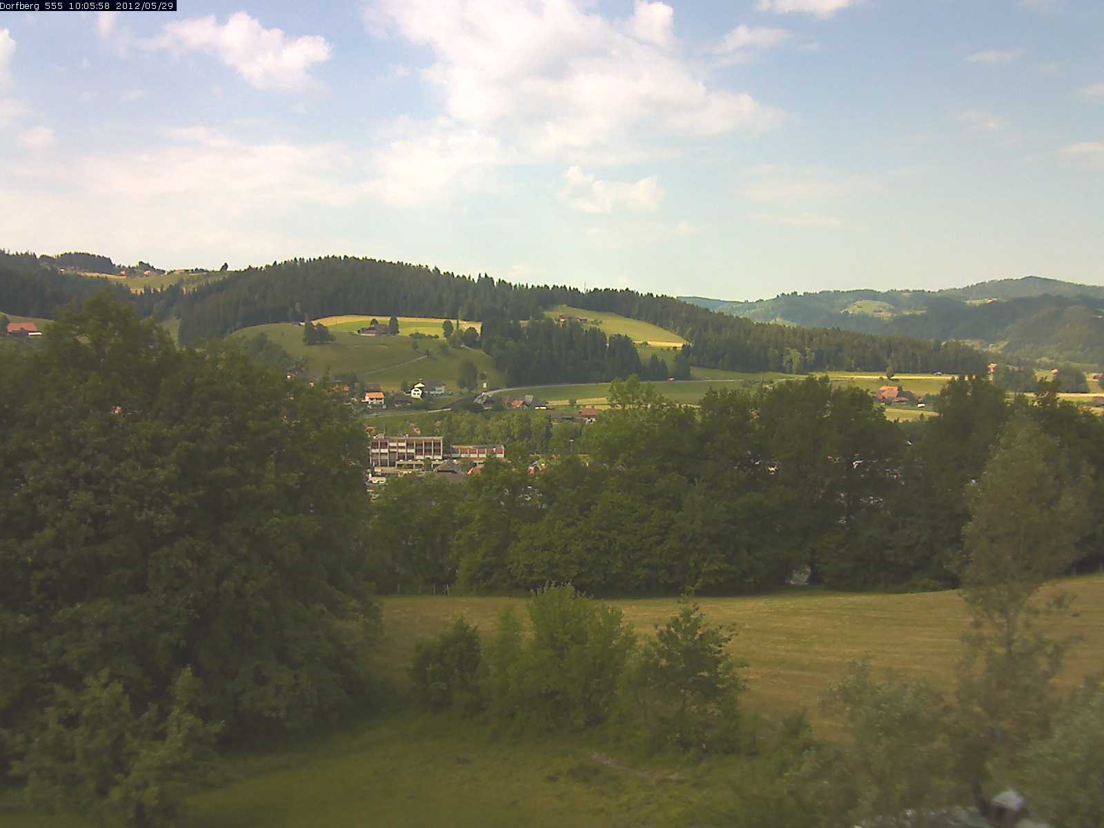 Webcam-Bild: Aussicht vom Dorfberg in Langnau 20120529-100600
