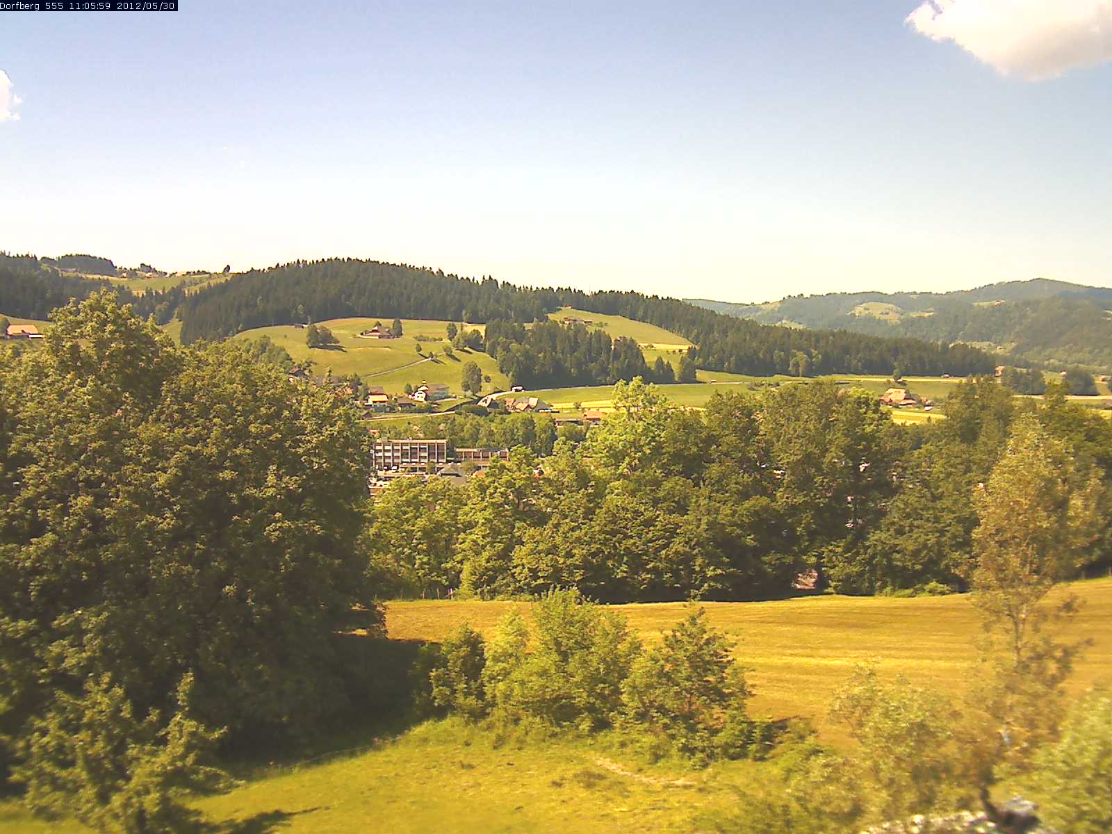 Webcam-Bild: Aussicht vom Dorfberg in Langnau 20120530-110600