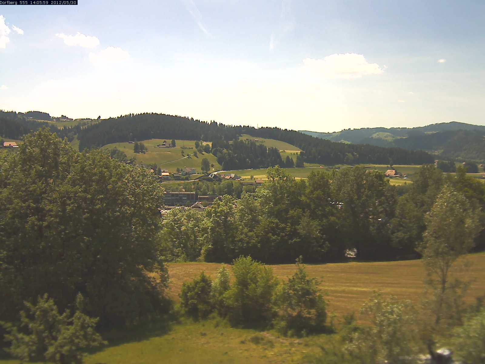 Webcam-Bild: Aussicht vom Dorfberg in Langnau 20120530-140600