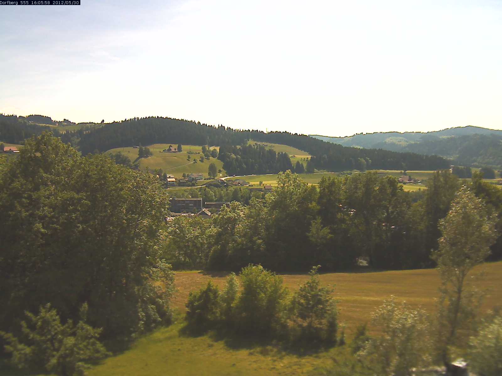 Webcam-Bild: Aussicht vom Dorfberg in Langnau 20120530-160600