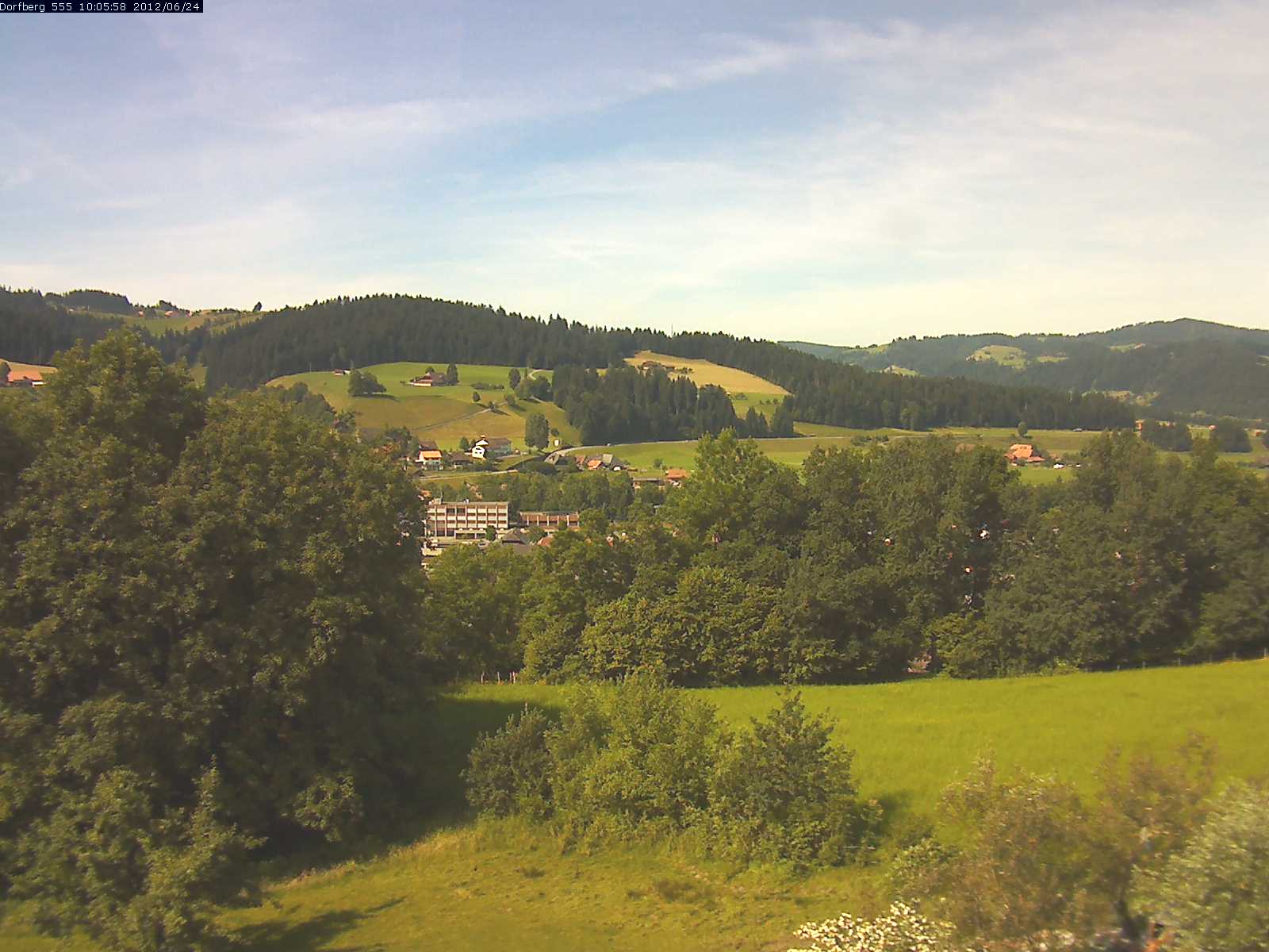 Webcam-Bild: Aussicht vom Dorfberg in Langnau 20120624-100600