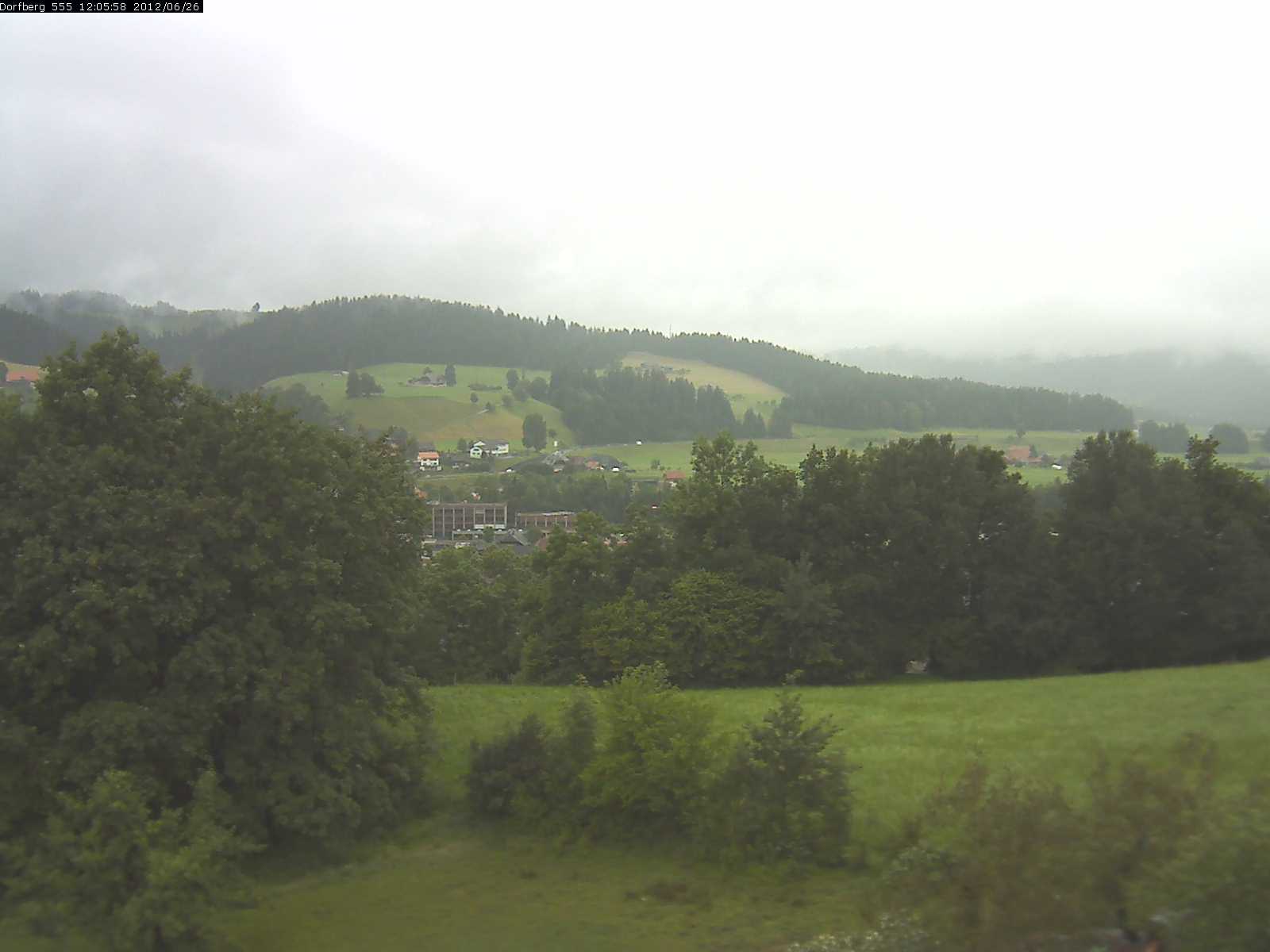 Webcam-Bild: Aussicht vom Dorfberg in Langnau 20120626-120600