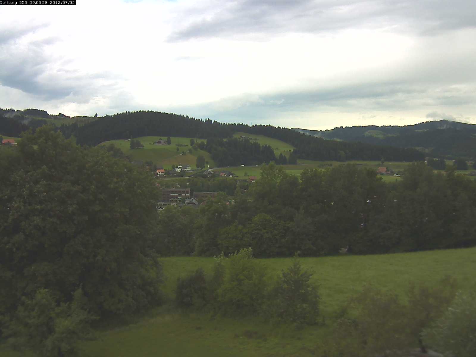 Webcam-Bild: Aussicht vom Dorfberg in Langnau 20120702-090600