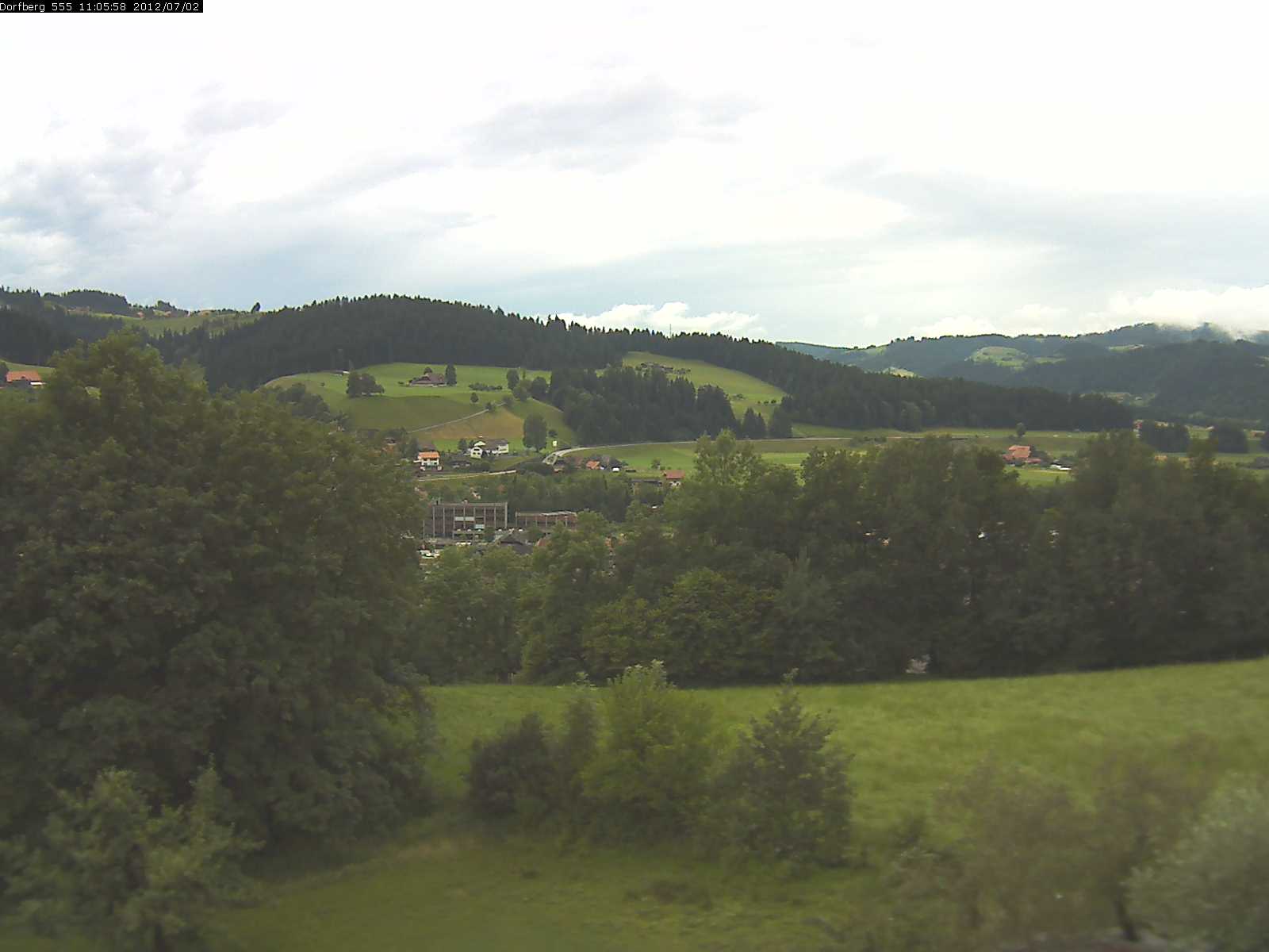 Webcam-Bild: Aussicht vom Dorfberg in Langnau 20120702-110600