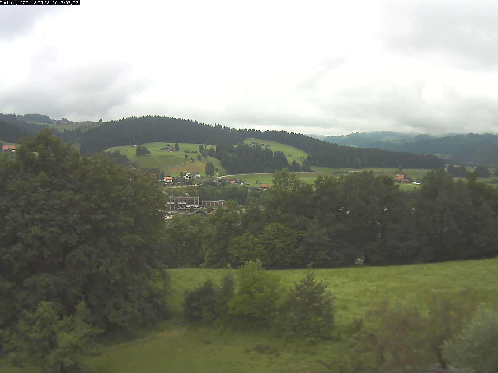 Webcam-Bild: Aussicht vom Dorfberg in Langnau 20120703-120600