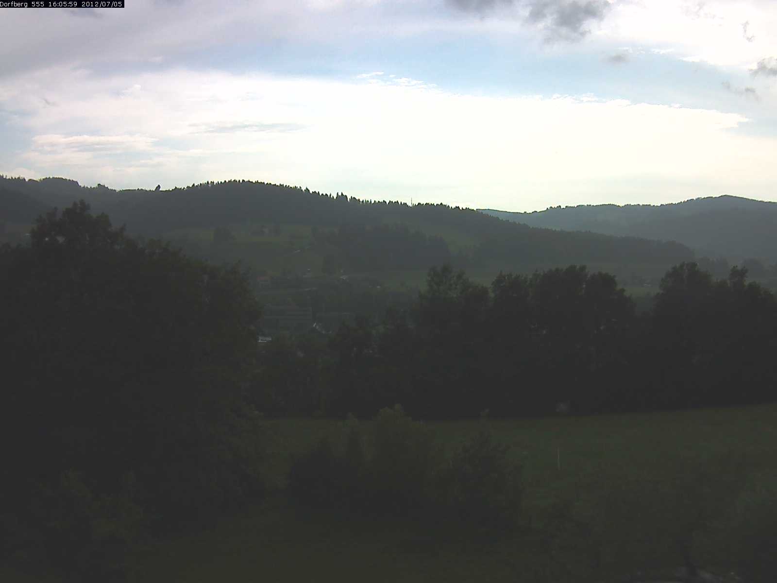 Webcam-Bild: Aussicht vom Dorfberg in Langnau 20120705-160600