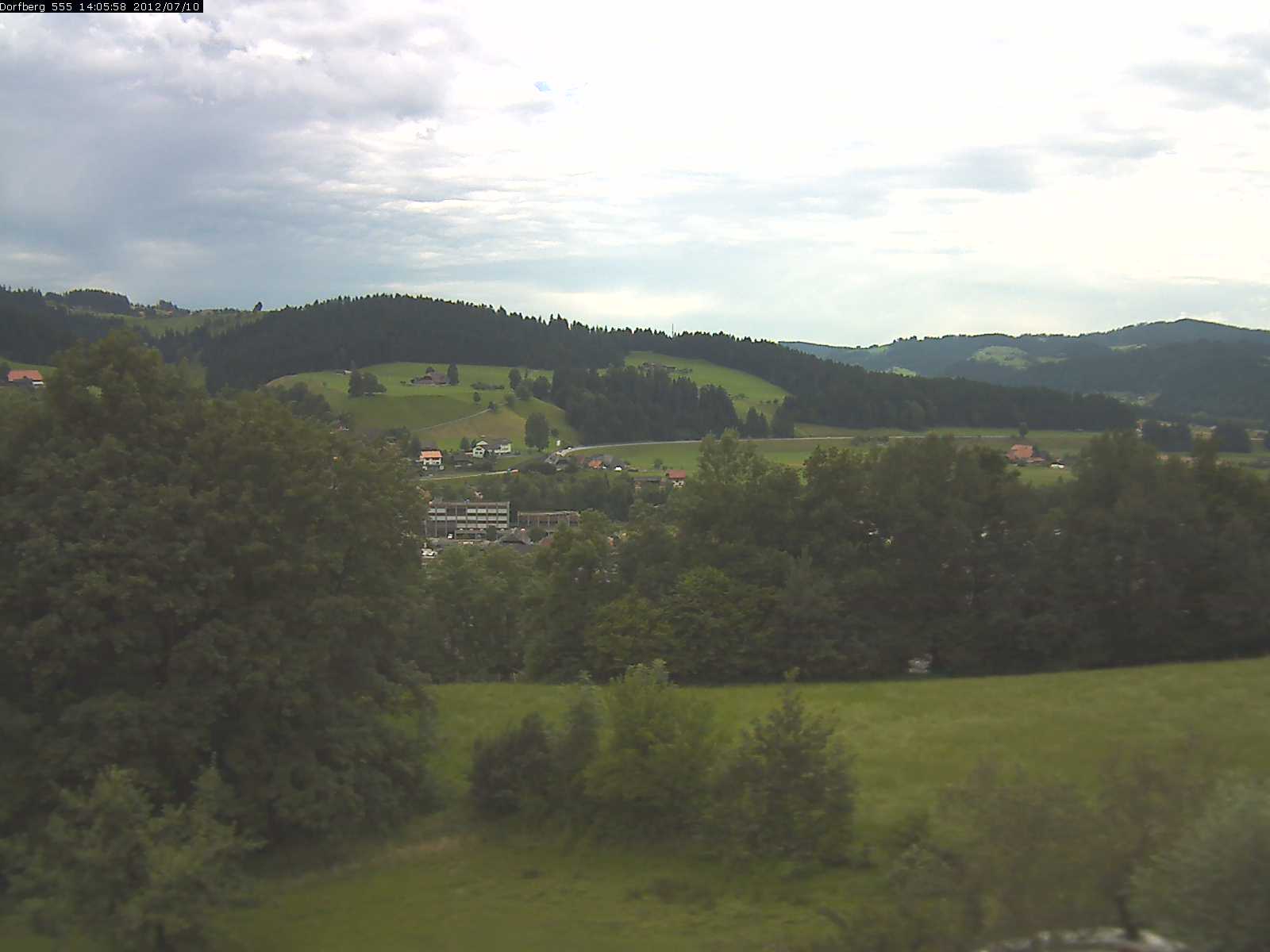 Webcam-Bild: Aussicht vom Dorfberg in Langnau 20120710-140600