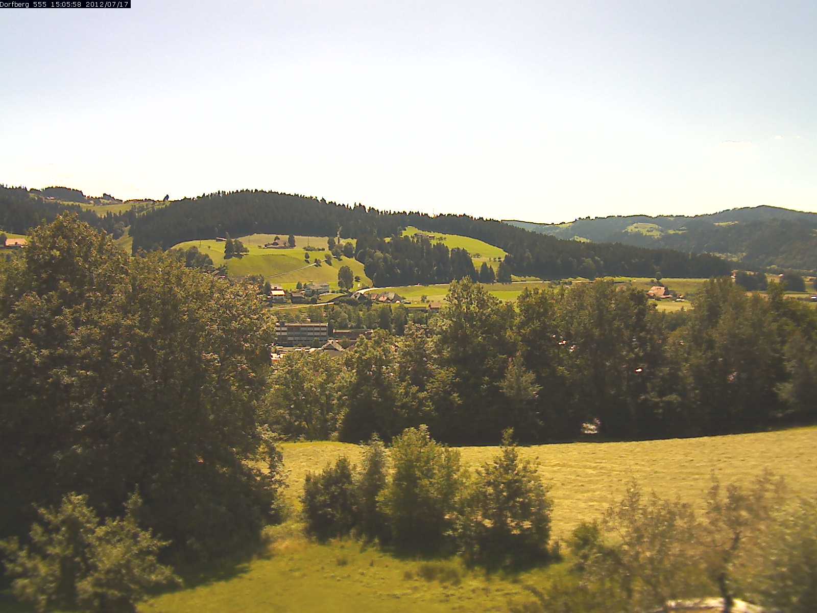 Webcam-Bild: Aussicht vom Dorfberg in Langnau 20120717-150600