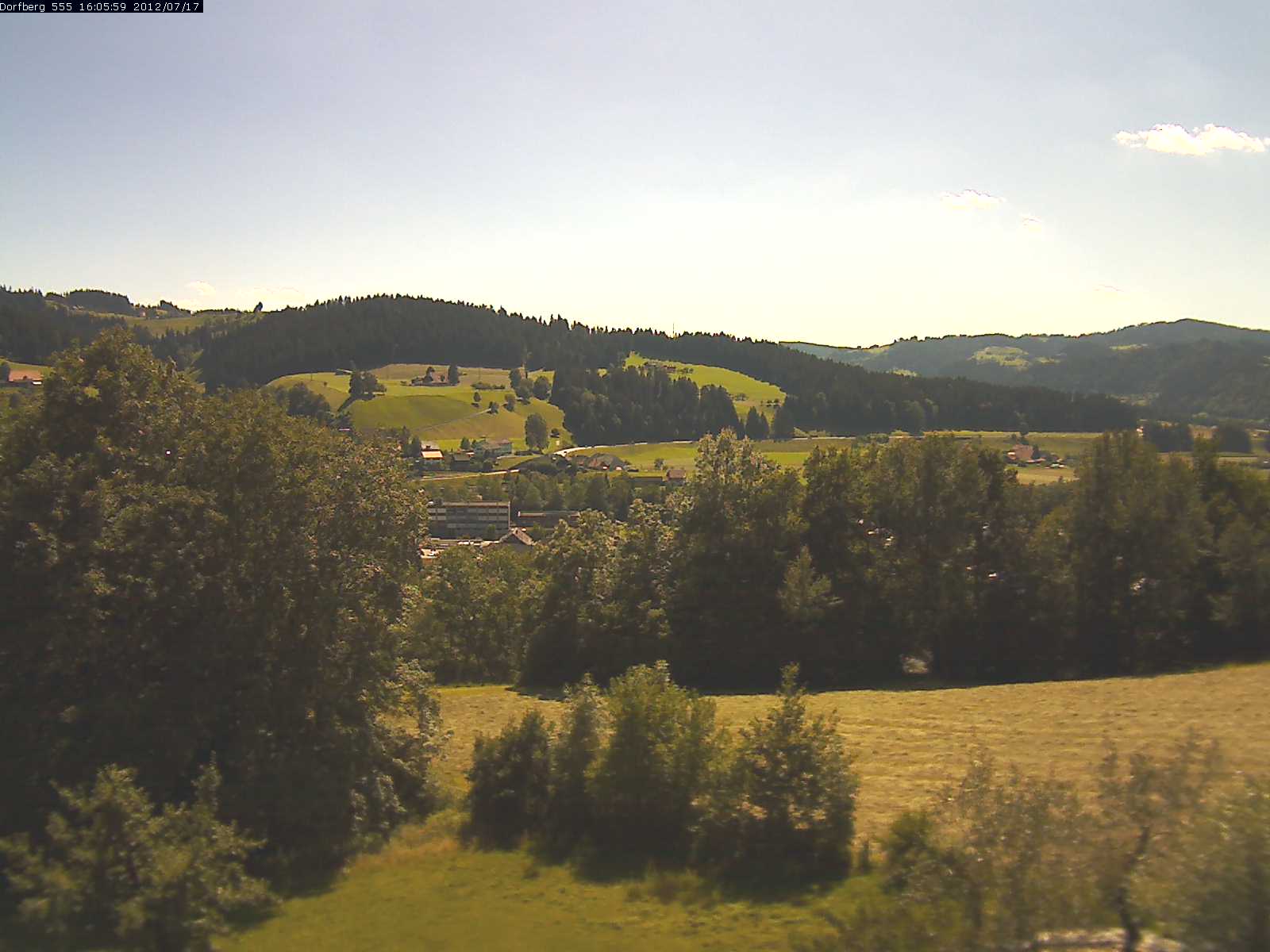 Webcam-Bild: Aussicht vom Dorfberg in Langnau 20120717-160600