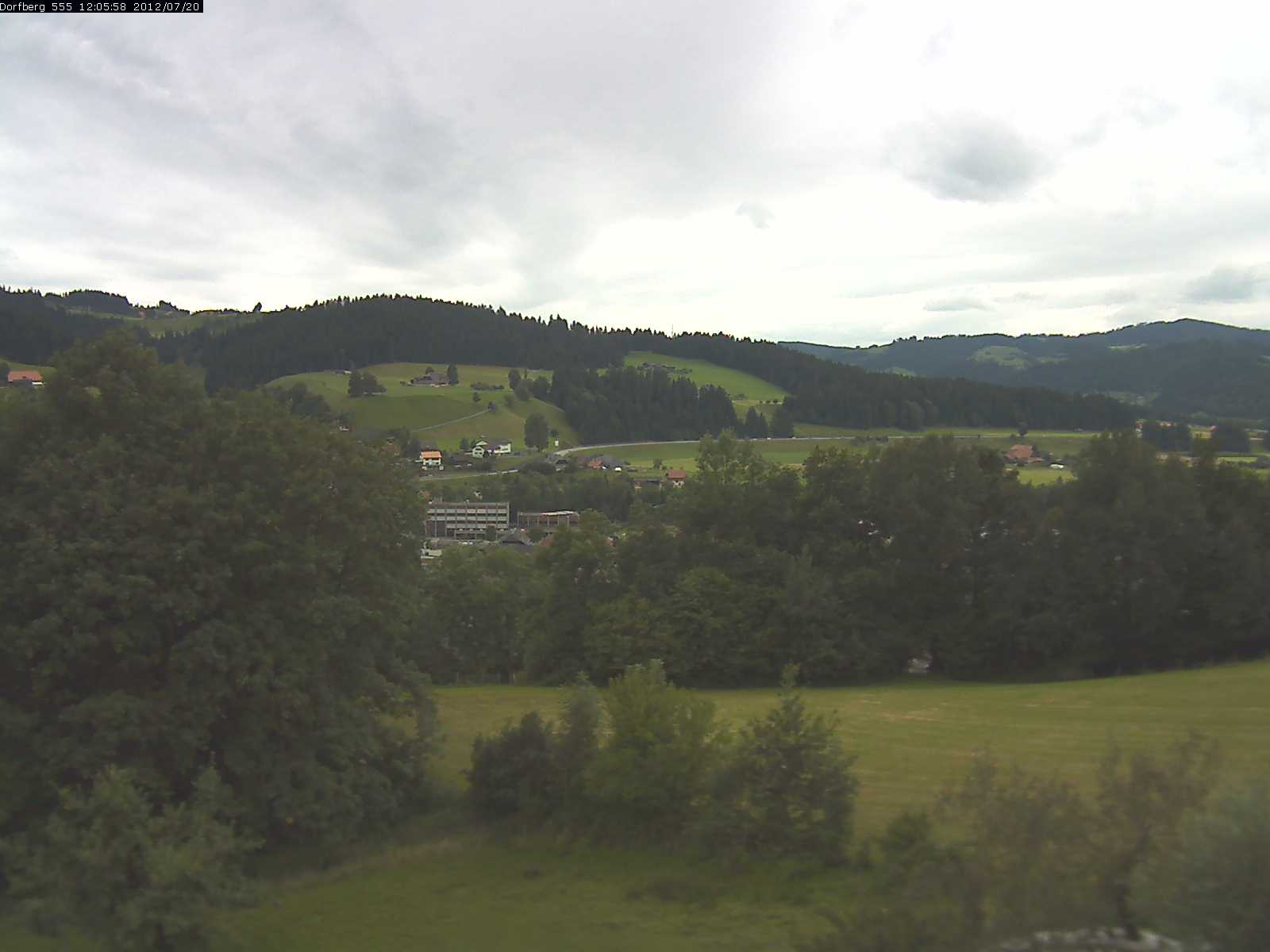 Webcam-Bild: Aussicht vom Dorfberg in Langnau 20120720-120600