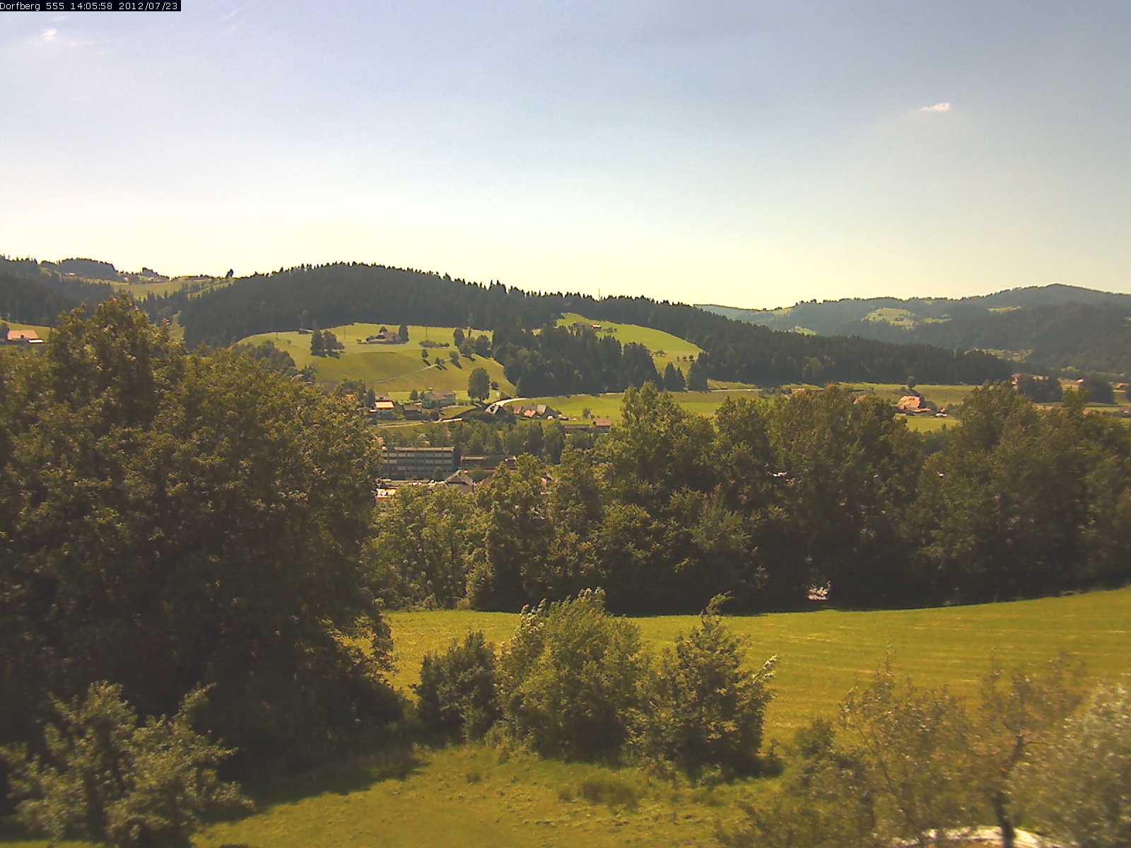 Webcam-Bild: Aussicht vom Dorfberg in Langnau 20120723-140600