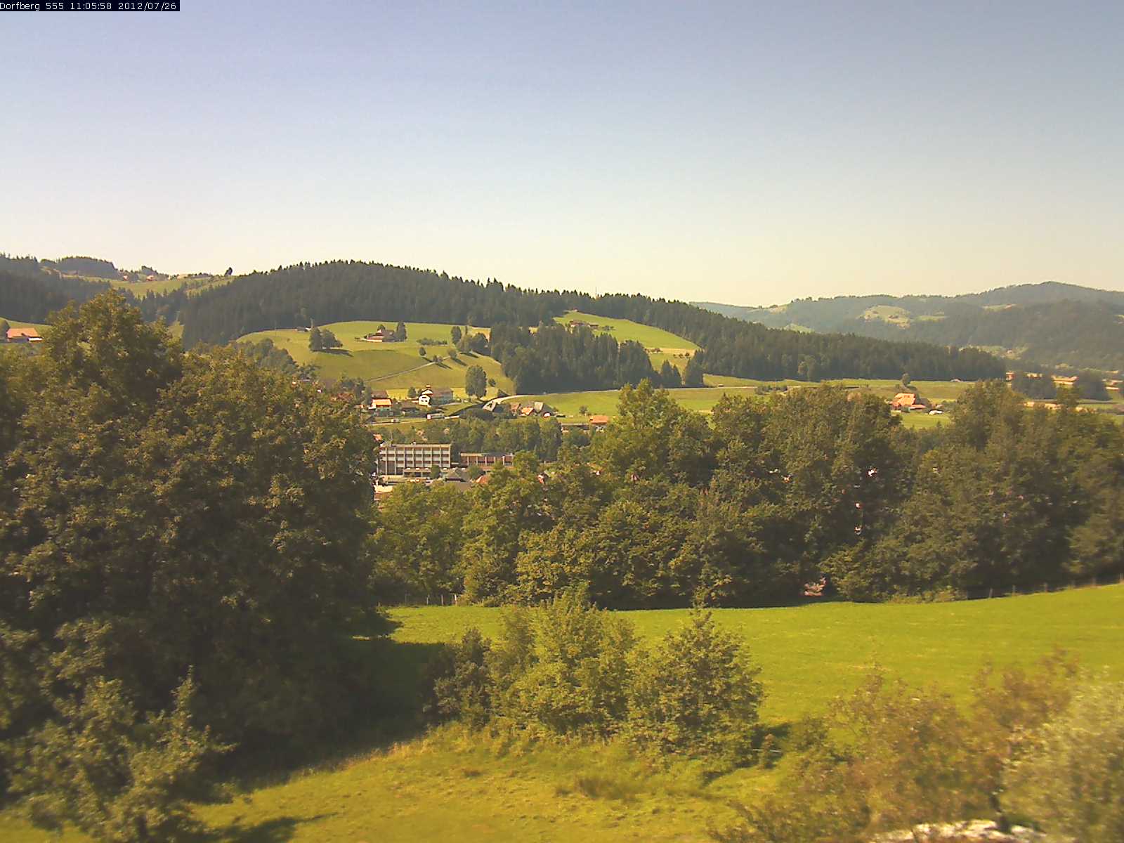 Webcam-Bild: Aussicht vom Dorfberg in Langnau 20120726-110600
